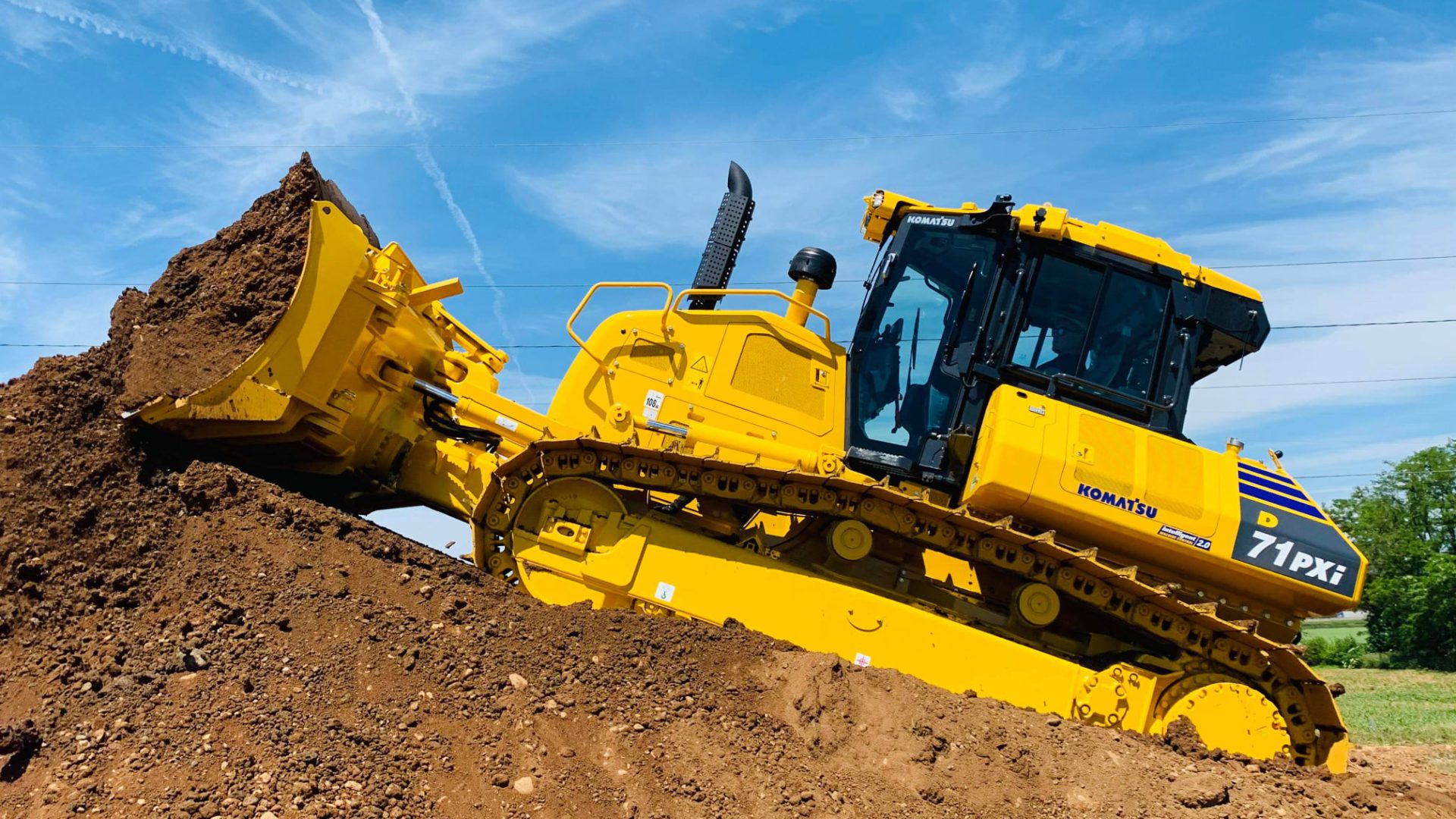 Komatsu ha una gamma di dozer dove il D71 EXi/PXi-24 è uno dei modelli più competitivi