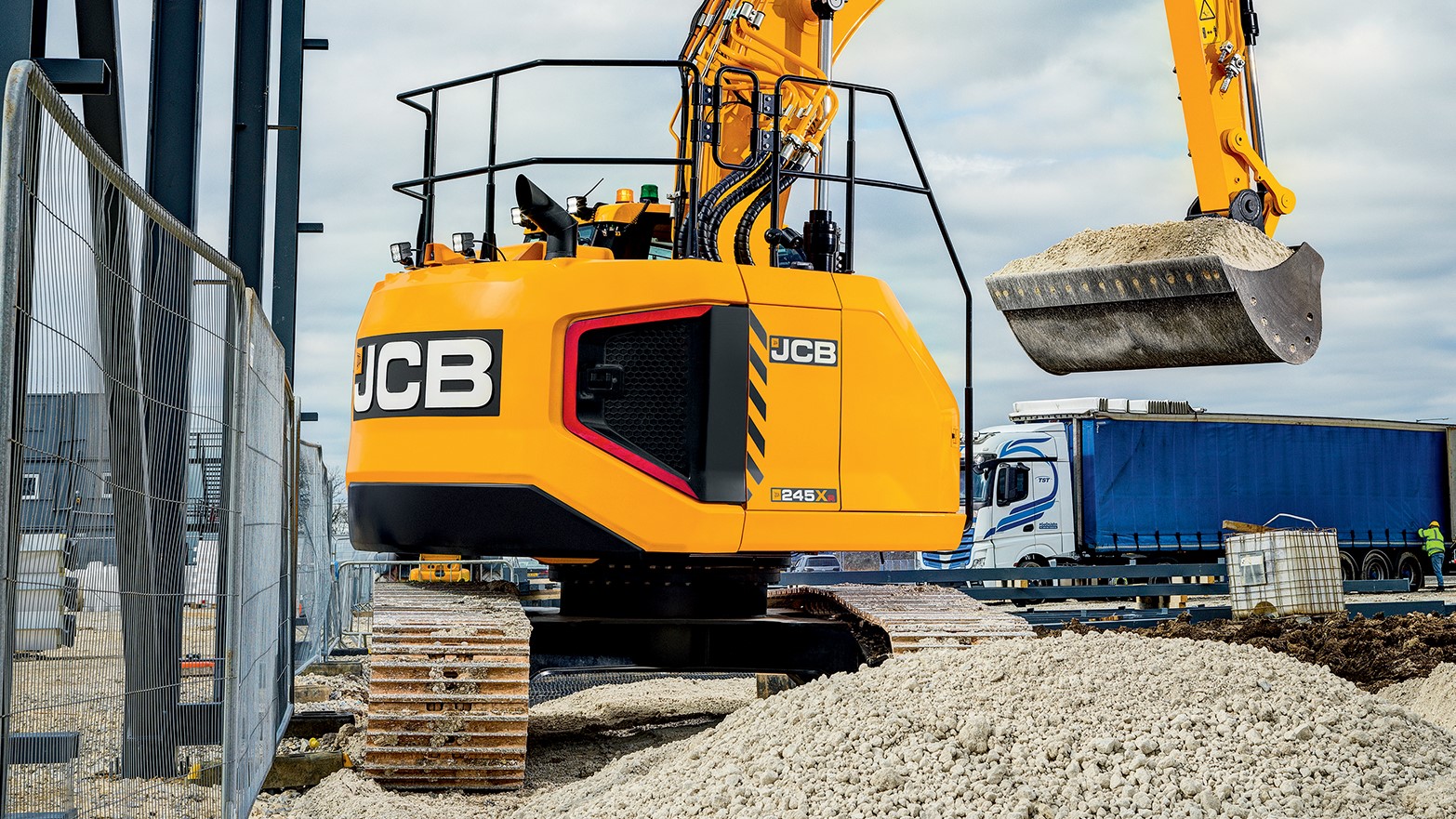 I dettagli della torretta del JCB 245XR sono pensati per limitare i danni negli short-radius