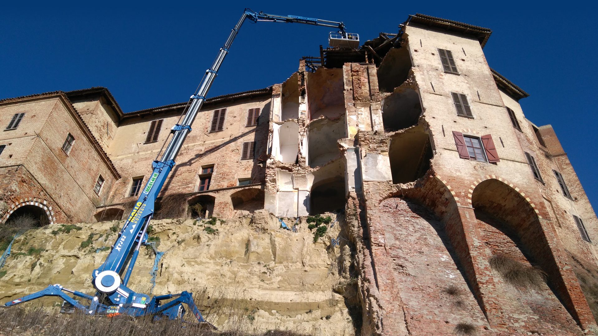 Mollo Noleggio ha un parco macchine molto specializzato