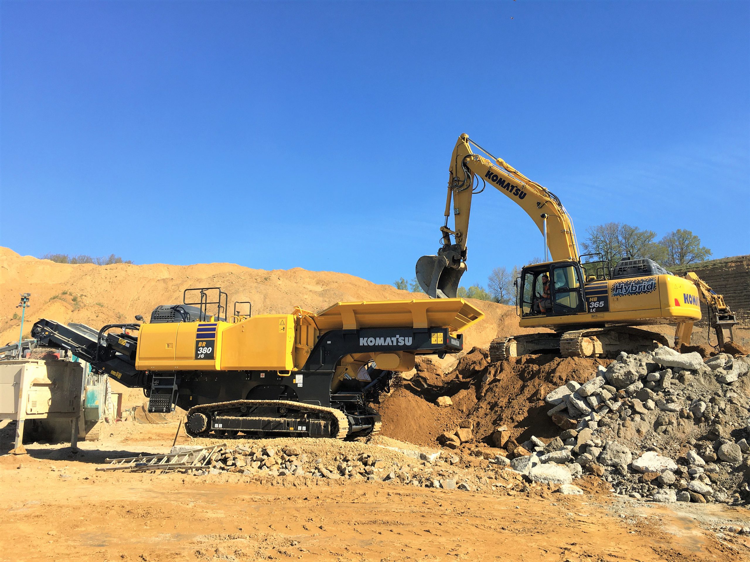 Komatsu, a Bauma 2022 con il BR380JG3 econstruction