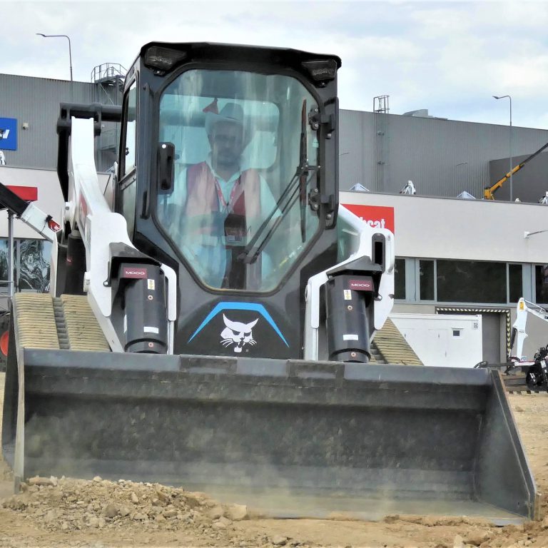 Il Bobcat T7X è un track-loader che ha stravolto le abitudini consolidate del mercato