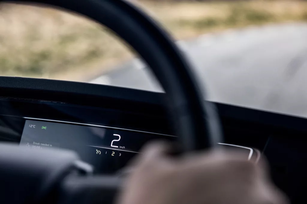 Volvo Trucks permette ora di azionare il cruise-control anche da 2 km/h