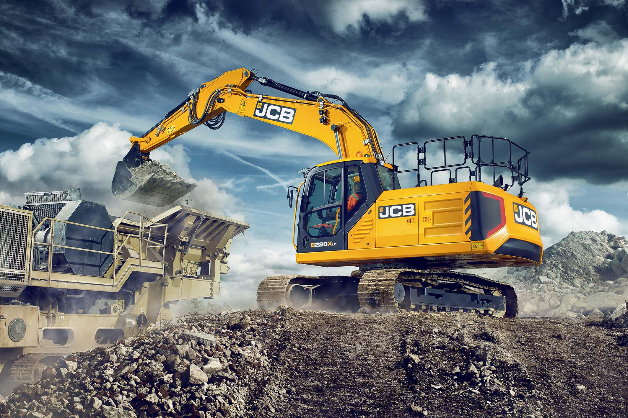 Macchina multiruolo è l'importante compito che svolge il JCB 220X