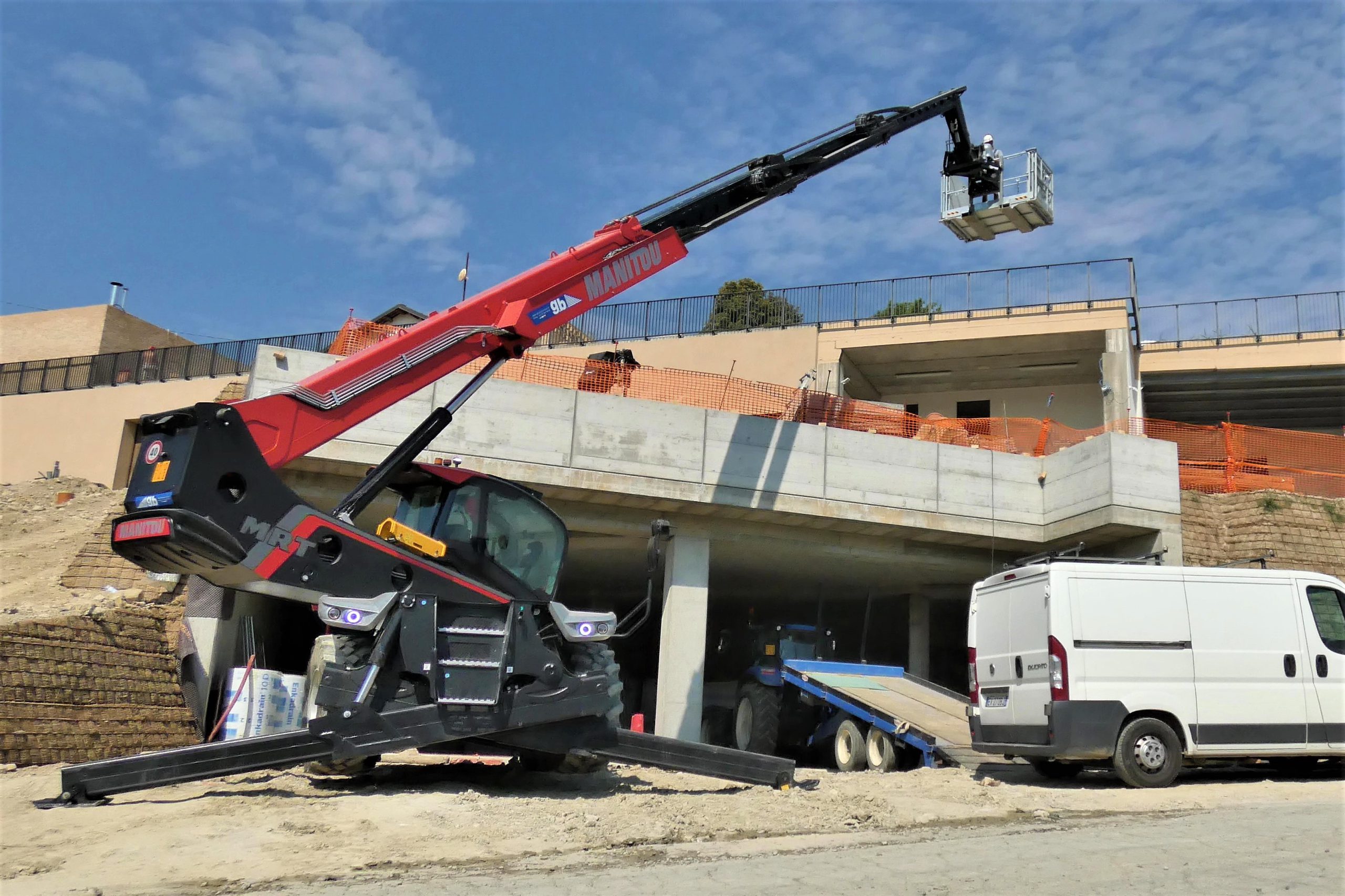 Il Manitou MRT 2660 è una macchina ideale per i cantieri complessi dove la logistica pone dei problemi