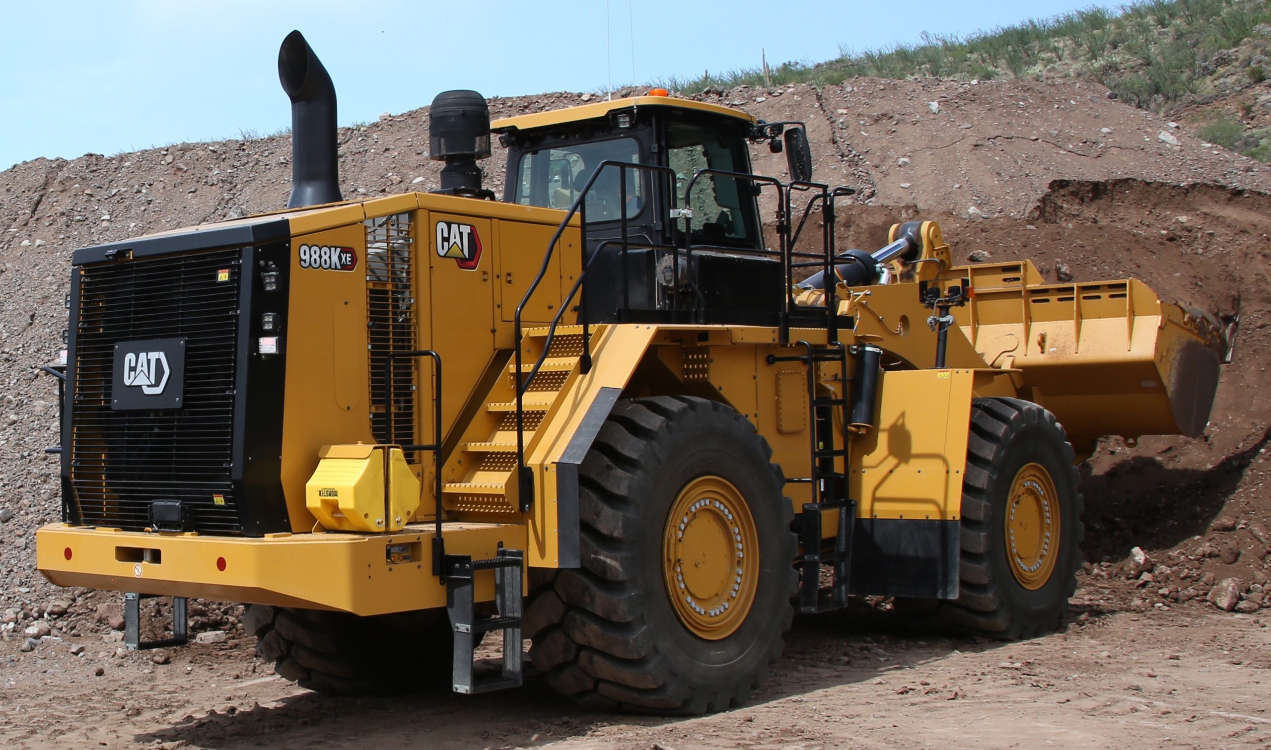 La trasmissione elettrica della Caterpillar 988K XE innalza la sua efficienza in modo drastico