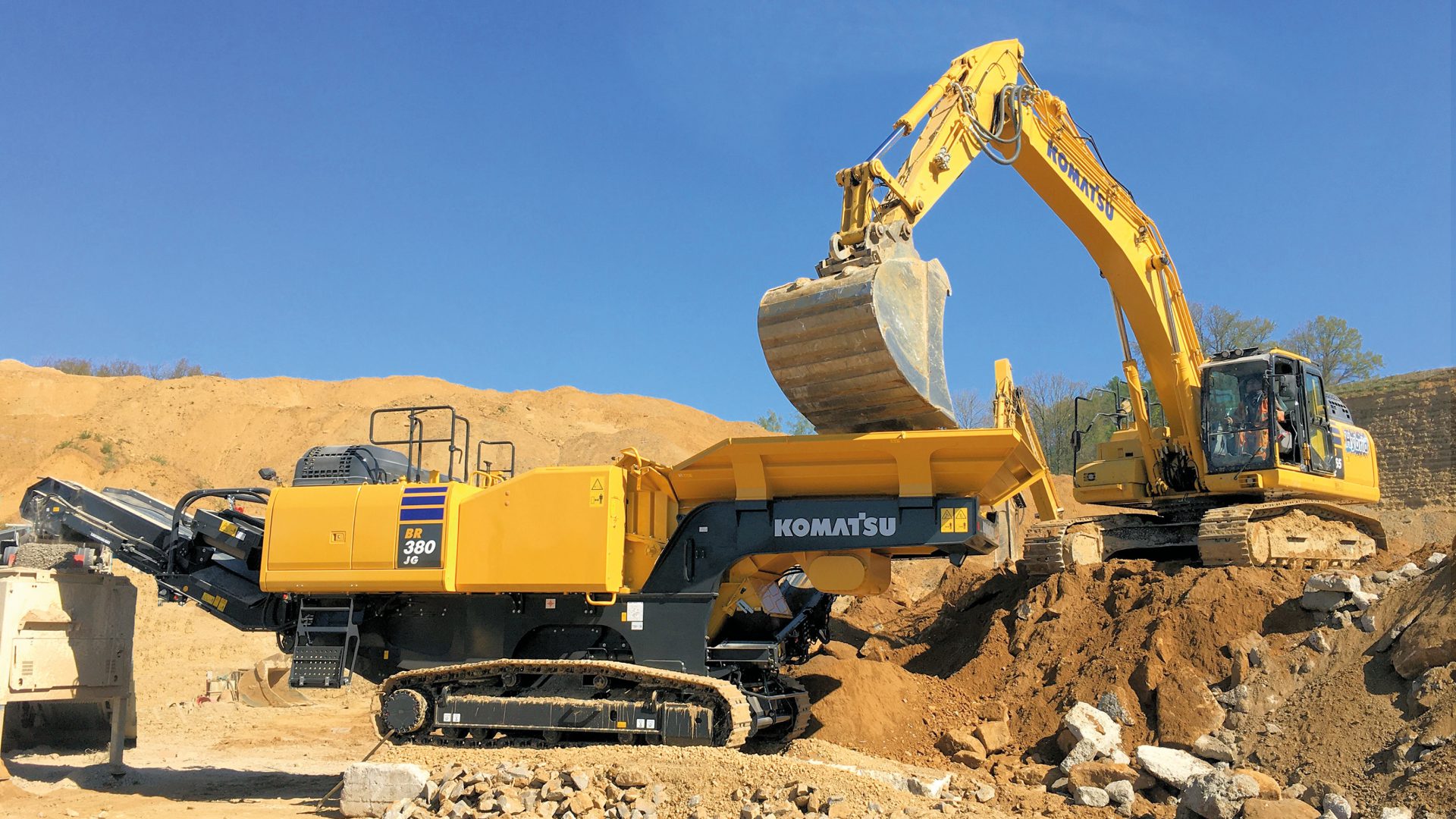 Il Komatsu BR380JG-3 è un impianto mobile di frantumazione ad alte prestazioni