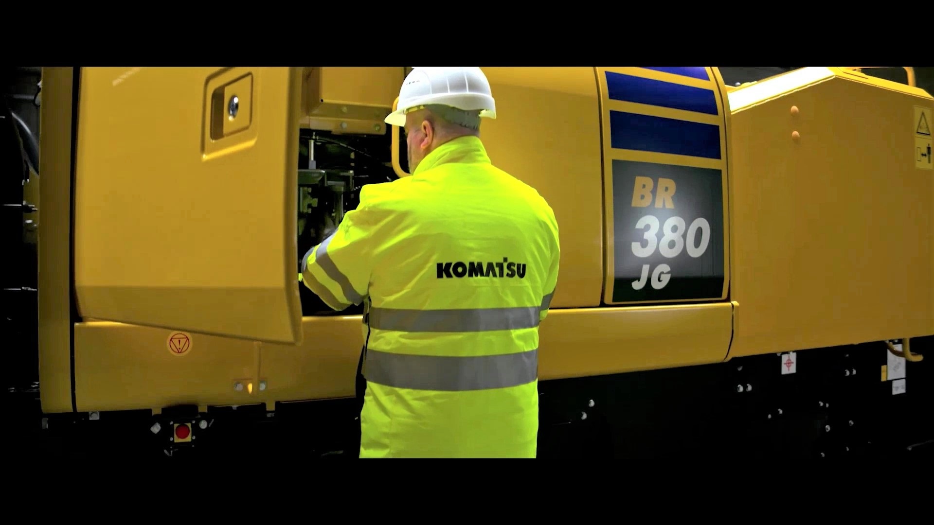 Komatsu ha pensato alla manutenzione da terra