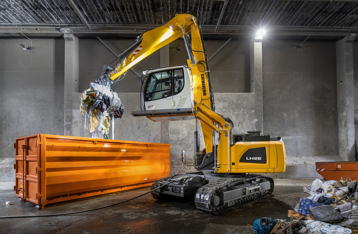 Il Liebherr LH26 M Industry E a funzionamento elettrico è disponibile anche in versione cingolata