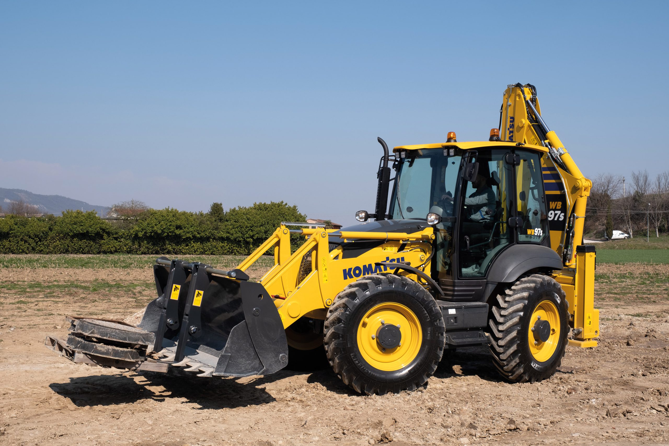 Komatsu ha adeguato le sue terne allo Stage V