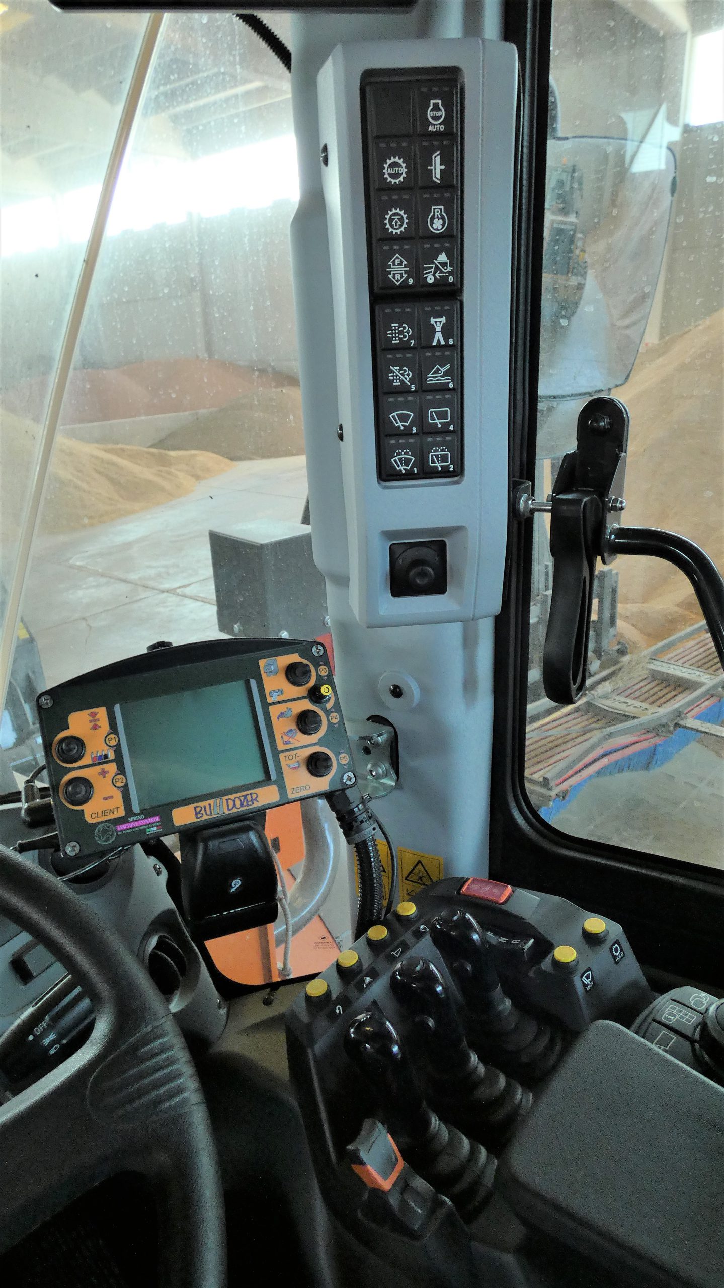 La ZW180-7 della Rocca Autotrasporti è dotata del kit di filtraggio supplementare