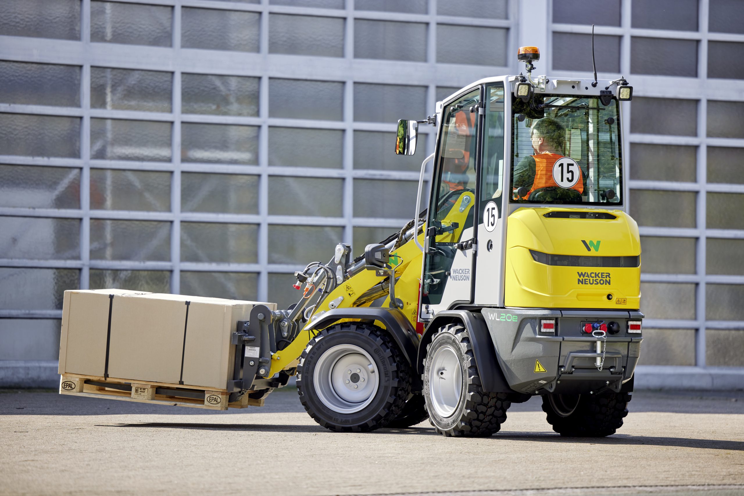 La WL20e è uno dei modelli simbolo dell'elettrificazione Wacker Neuson ed è giunta alla terza generazione