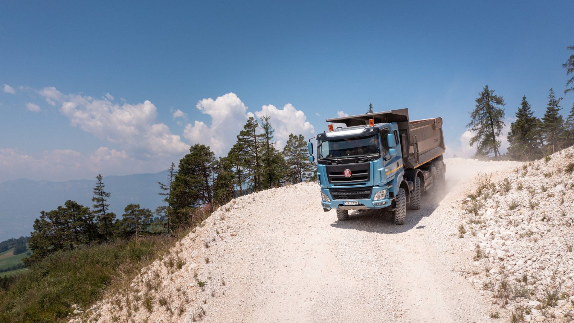 Le qualità offo-raod dei camion Tatra sono leggendarie