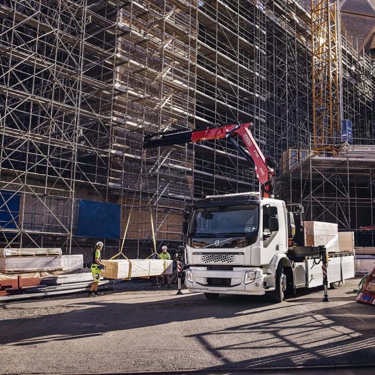 Fassi sta collaborando in modo attivo con i costruttori di camion elettrici