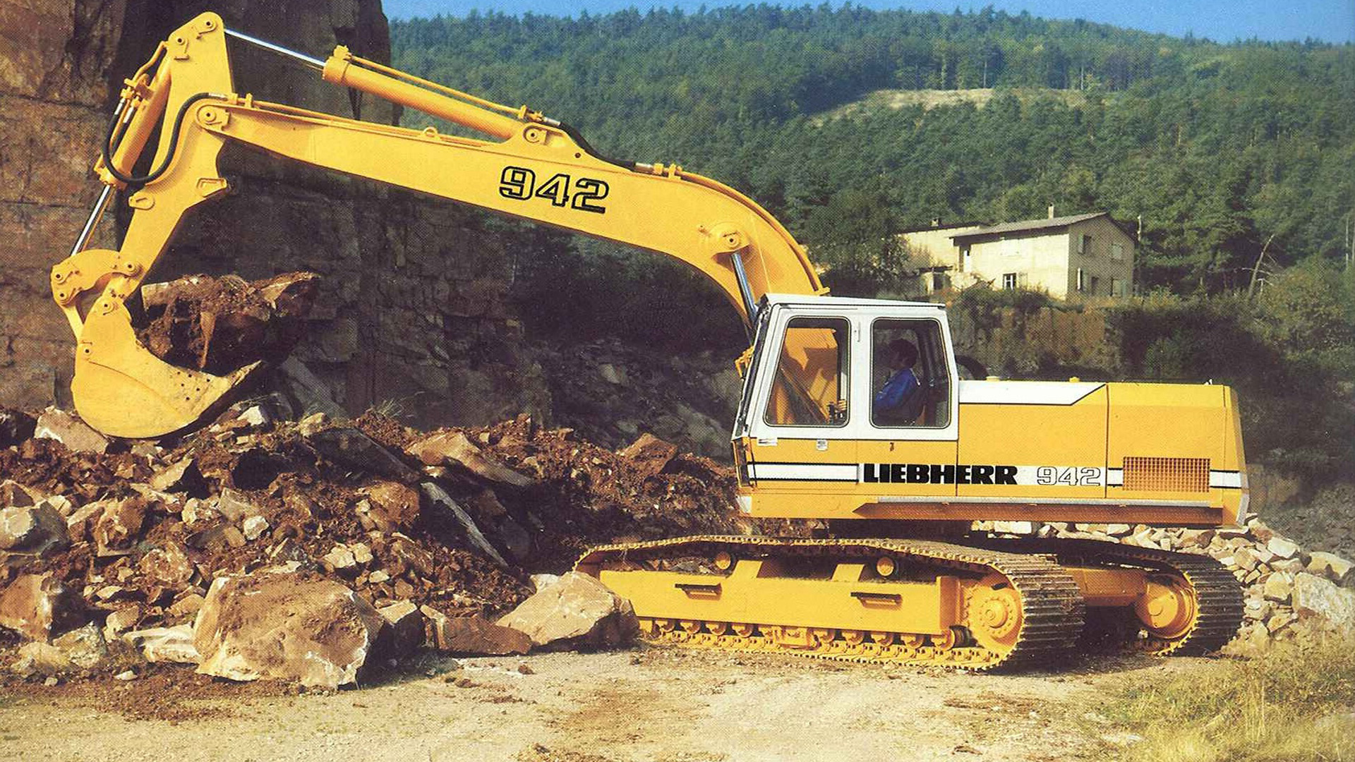 Il Liugong WY40 è derivato in modo evidente dal Liebherr R942