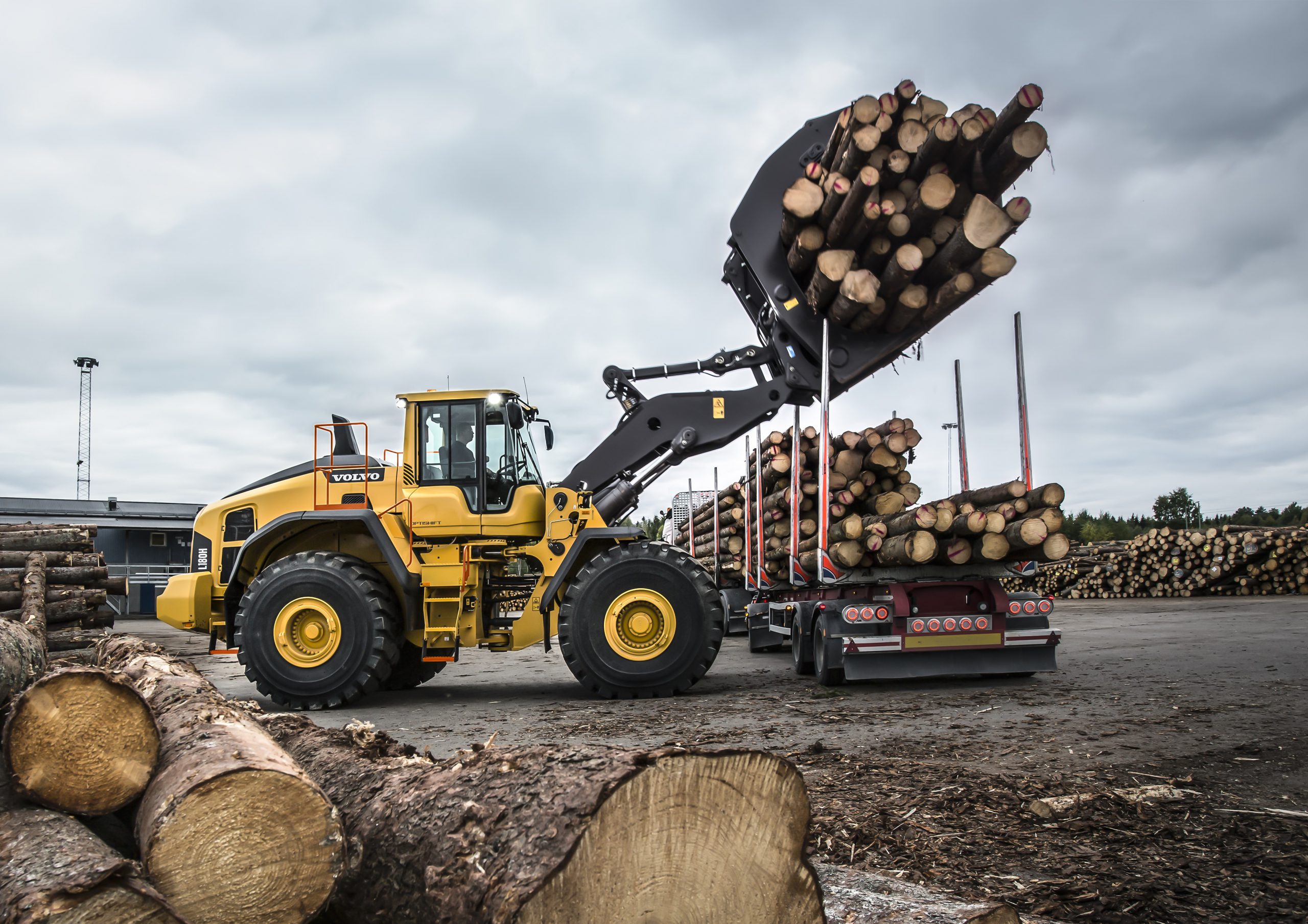 La Volvo CE L180H è dotata del Collision Mitigation System