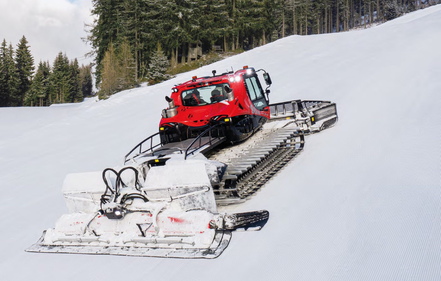 MAN fornisce il suo D3876 al PistenBully 800