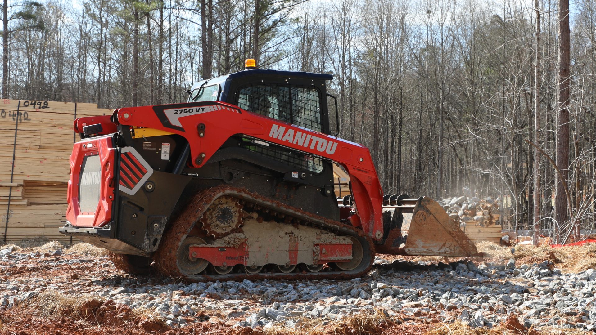 Manitou è un costruttore che oggi si presenta con una gamma ampia e completa