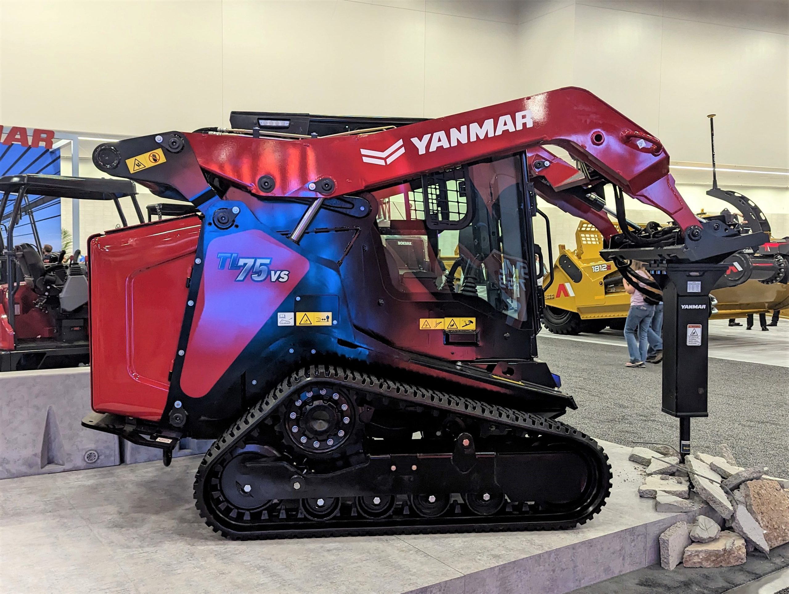 Yanmar punta in primis al mercato USA con i nuovi track-loader