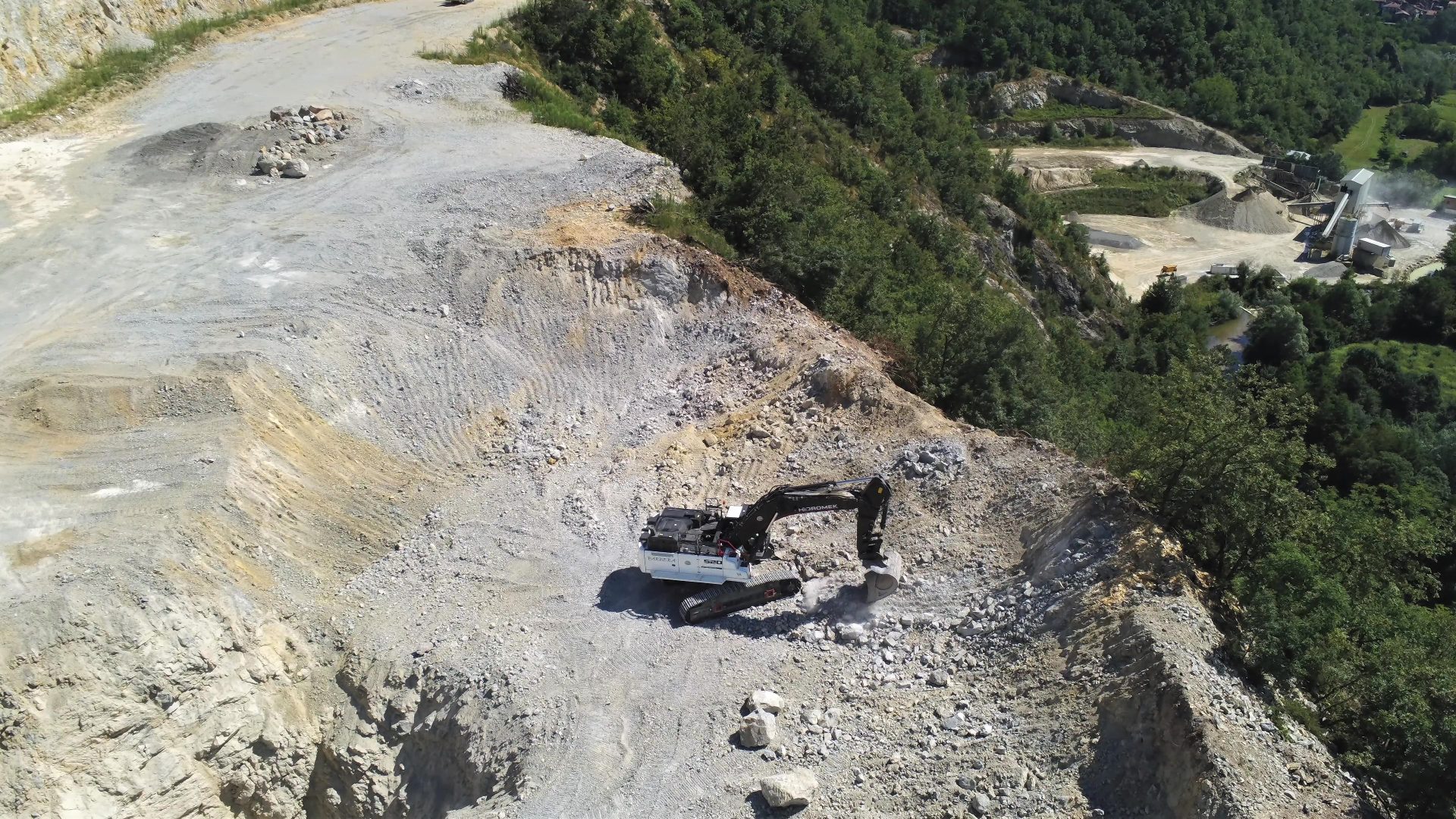 La Cava Rocce Samprin della Barbera Srl vista dall'alto