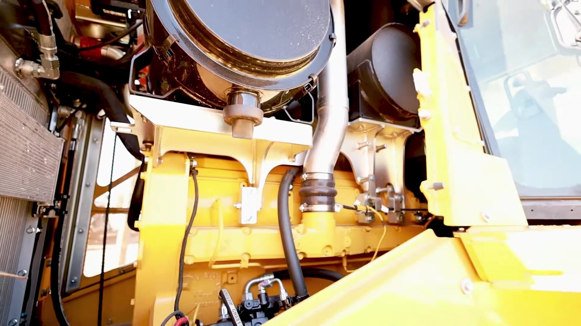 John Deere costruisce da sola i propri motori