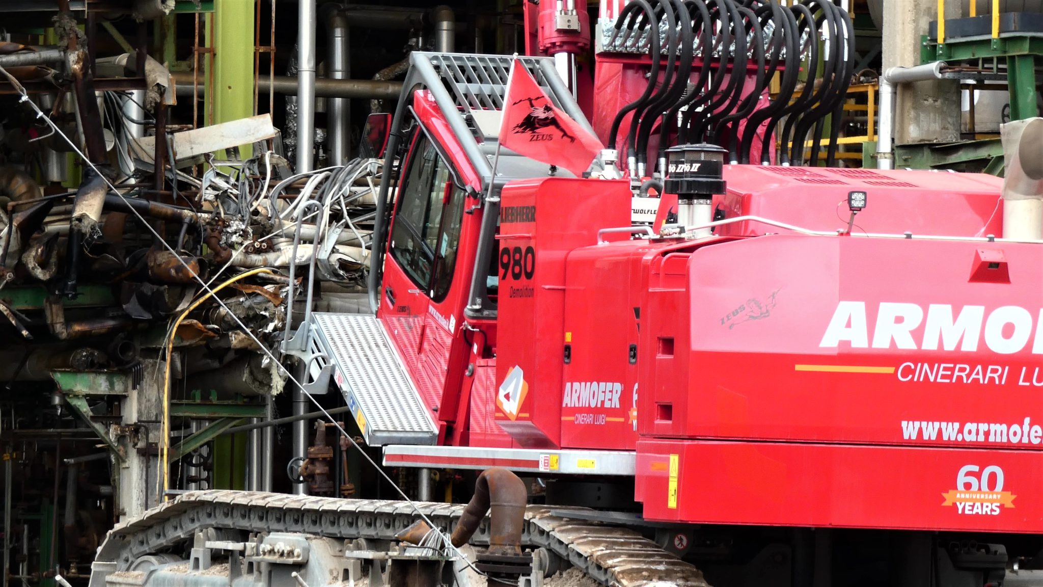 Leihbar R 985 Liebherr R980 Demolition, ma chiamatemi Zeus! | e-construction