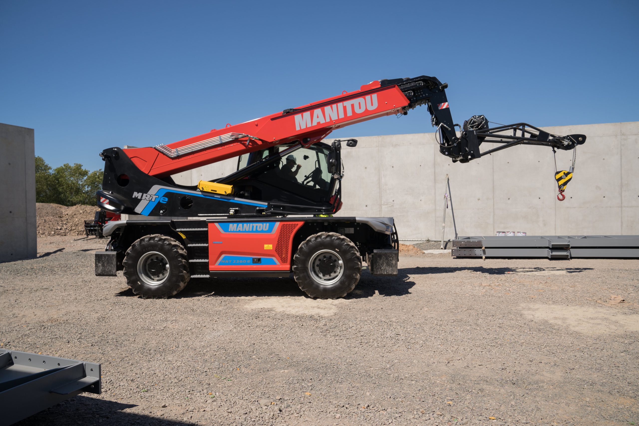 Il telescopico rotativo Manitou MRTe è un rotativo completamente elettrico