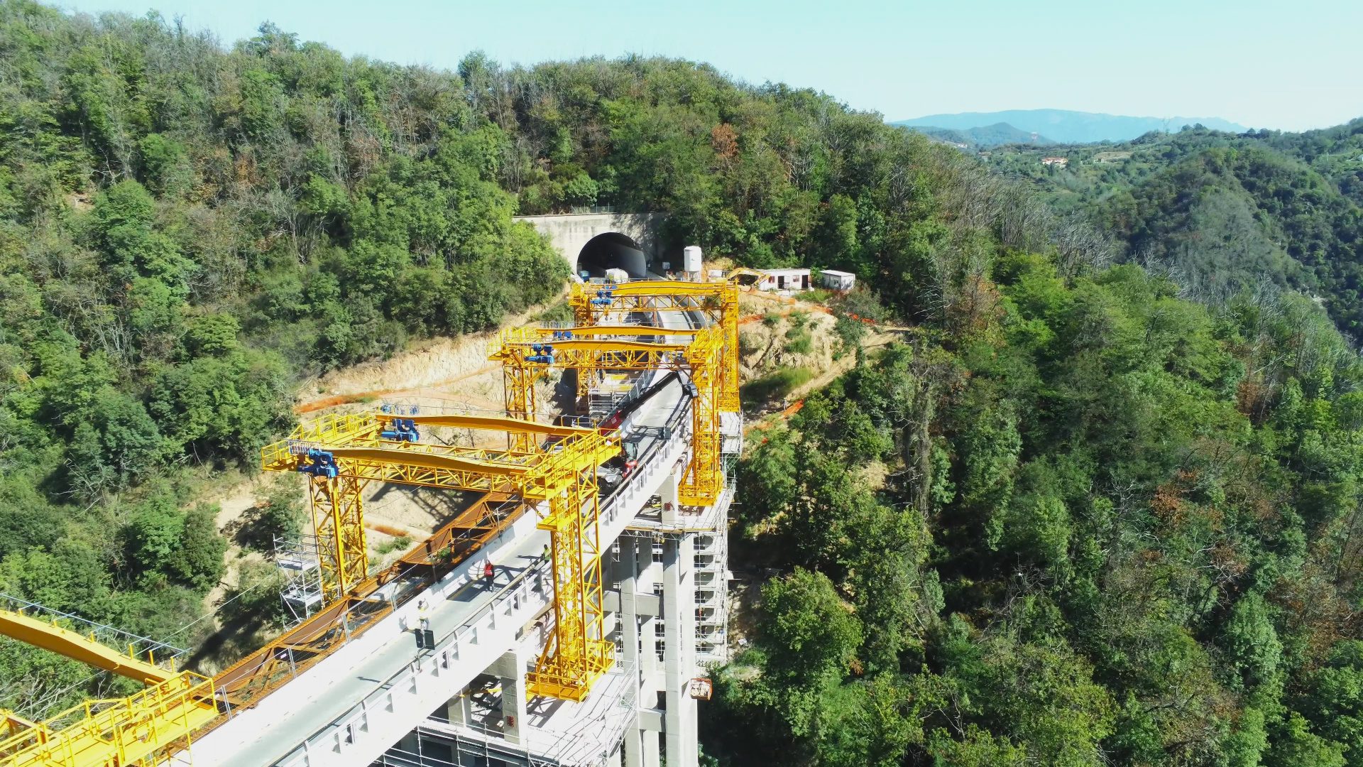 Preve Costruzioni Spa sta intervenendo sul tratto più complesso della A6