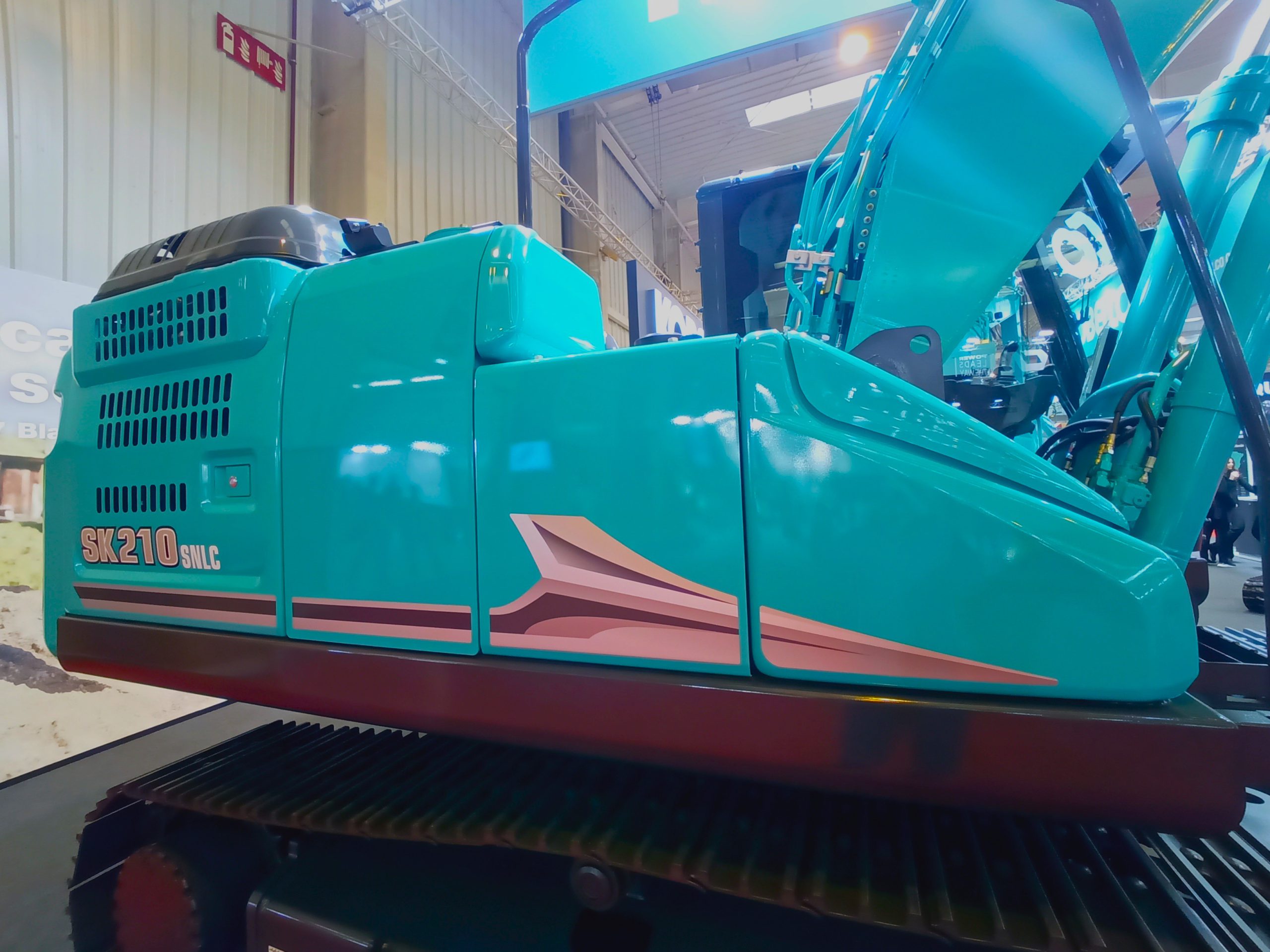 Il Kobelco SK210SNLC-11E era presente allo Smopyc con il nuovo motore Yanmar