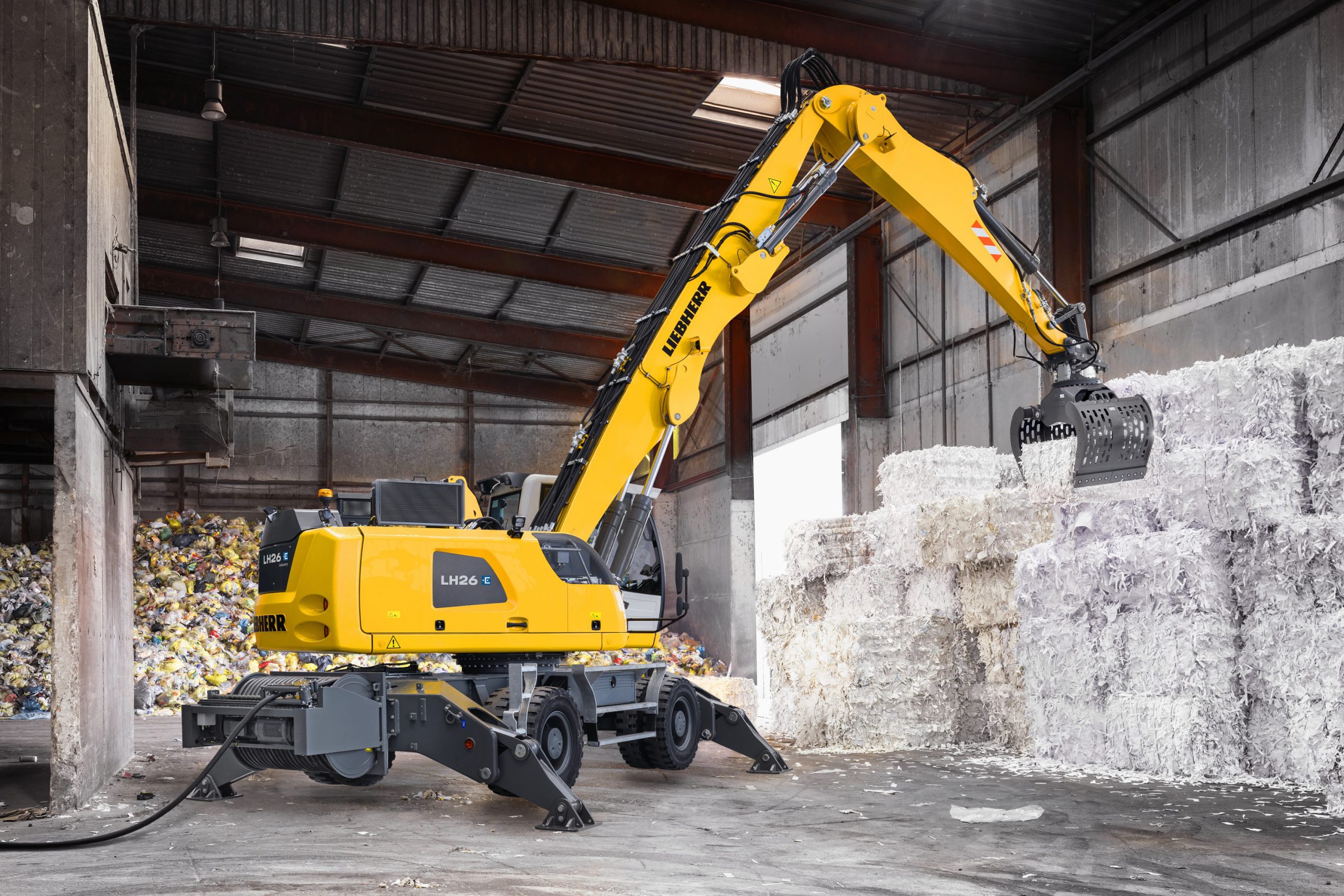 LIEBHERR ha presentato il movimentatore LH26M Industry E del kit Mobility