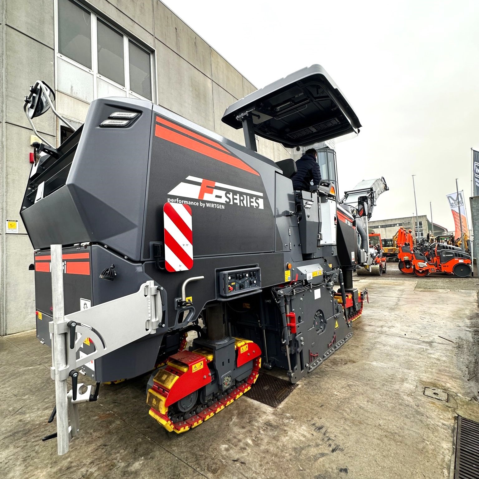 WIRTGEN ha presentato la W150Fi presso la AF MAC & Service