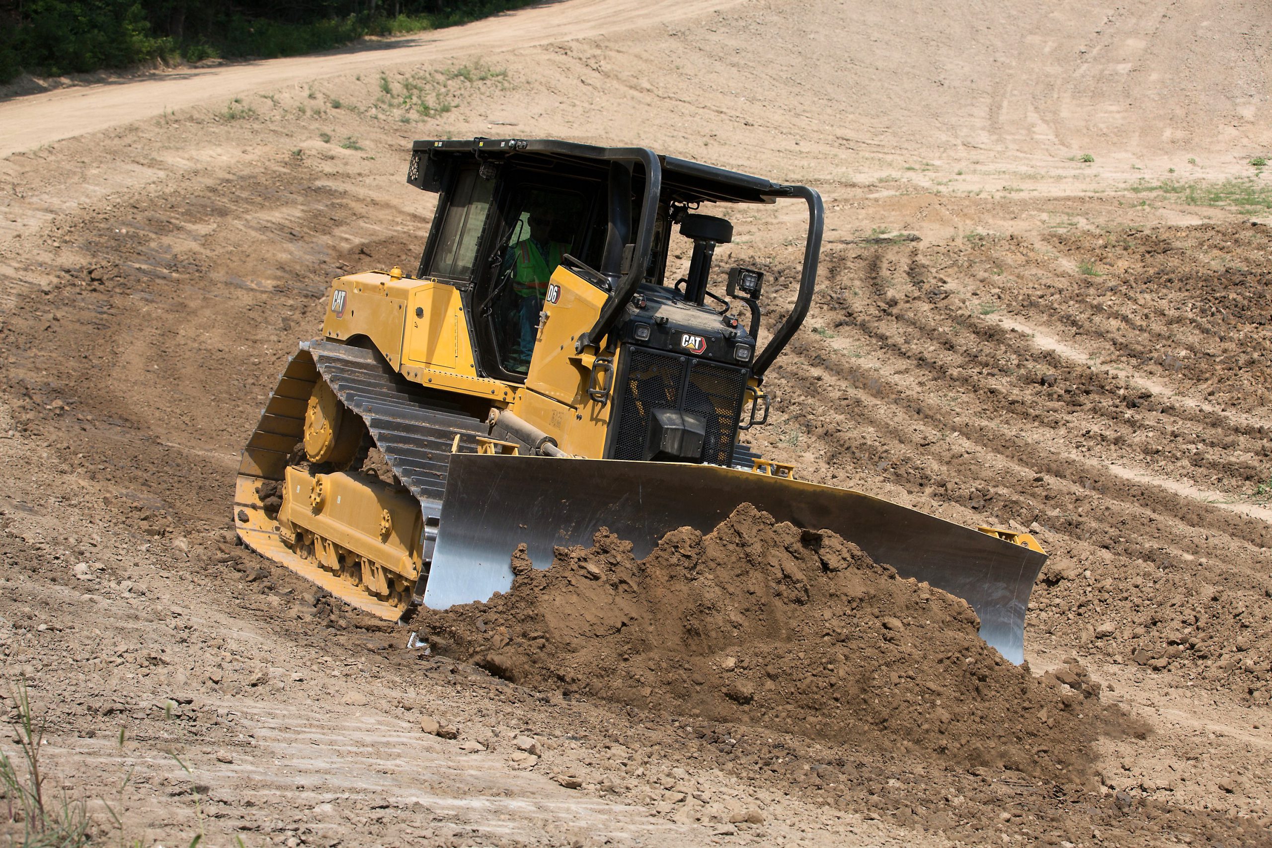 CATERPILLAR ha introdotto nuove tecnologie per i suoi dozer medi