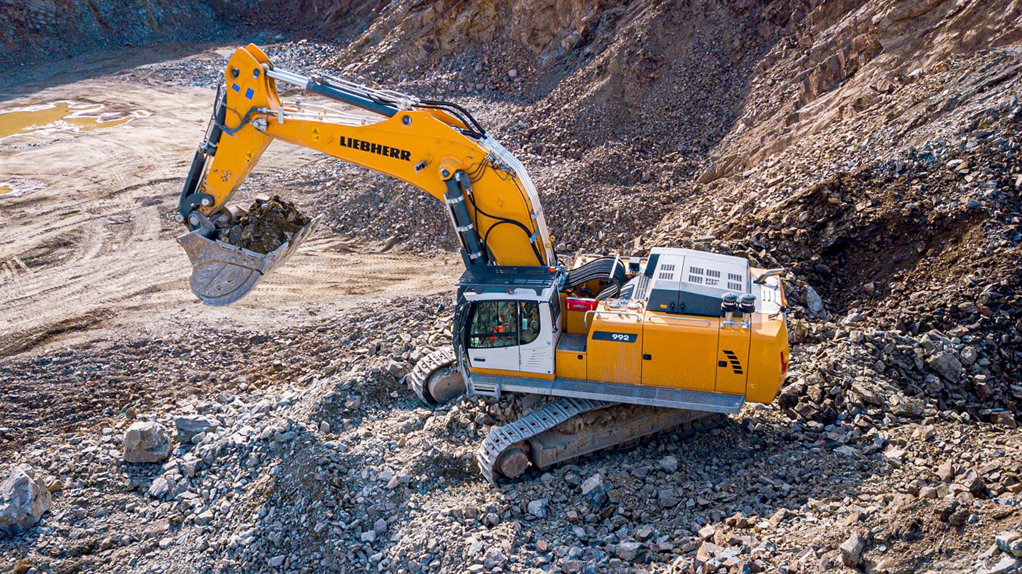 Liebherr Ha Ottimizzato Lestrazione Della Cmse Con Lr992 