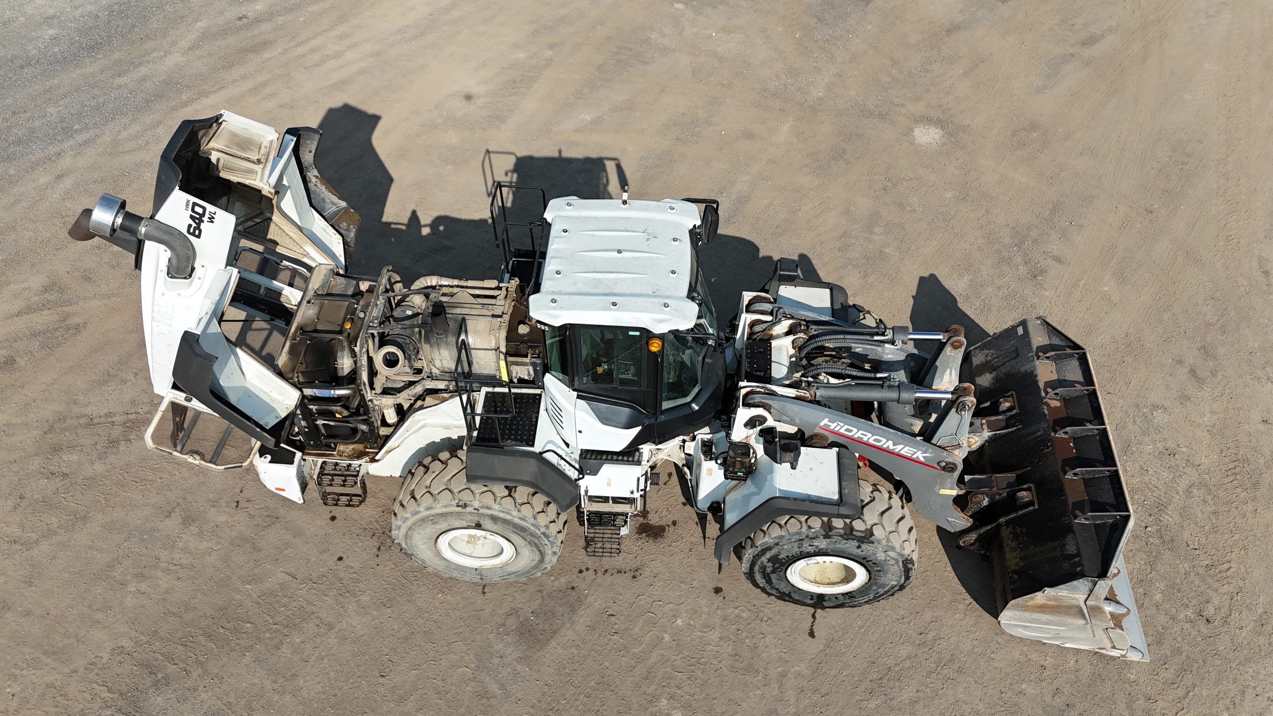HIDROMEK presidia la fascia strategica del mercato con la HMK640 WL