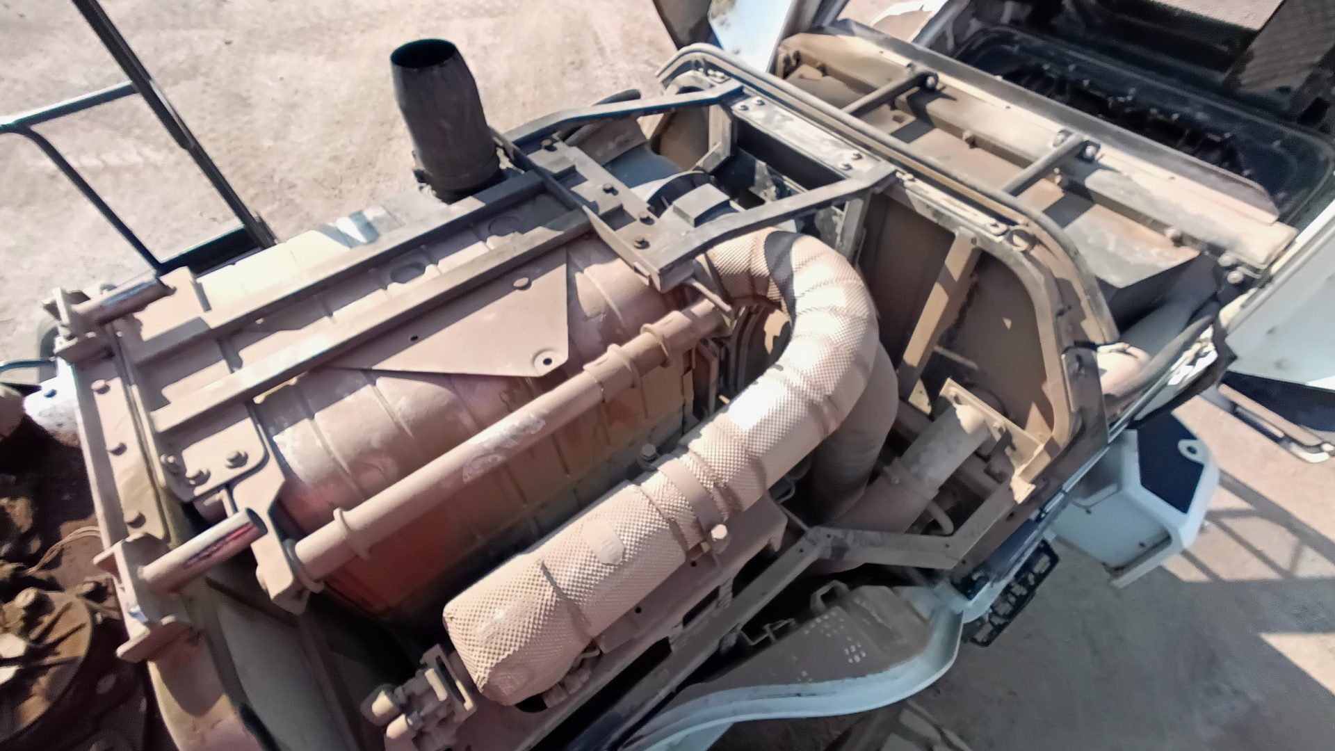 La scelta del motore MTU per la HMK640 WL permette di avere una macchina conservativa