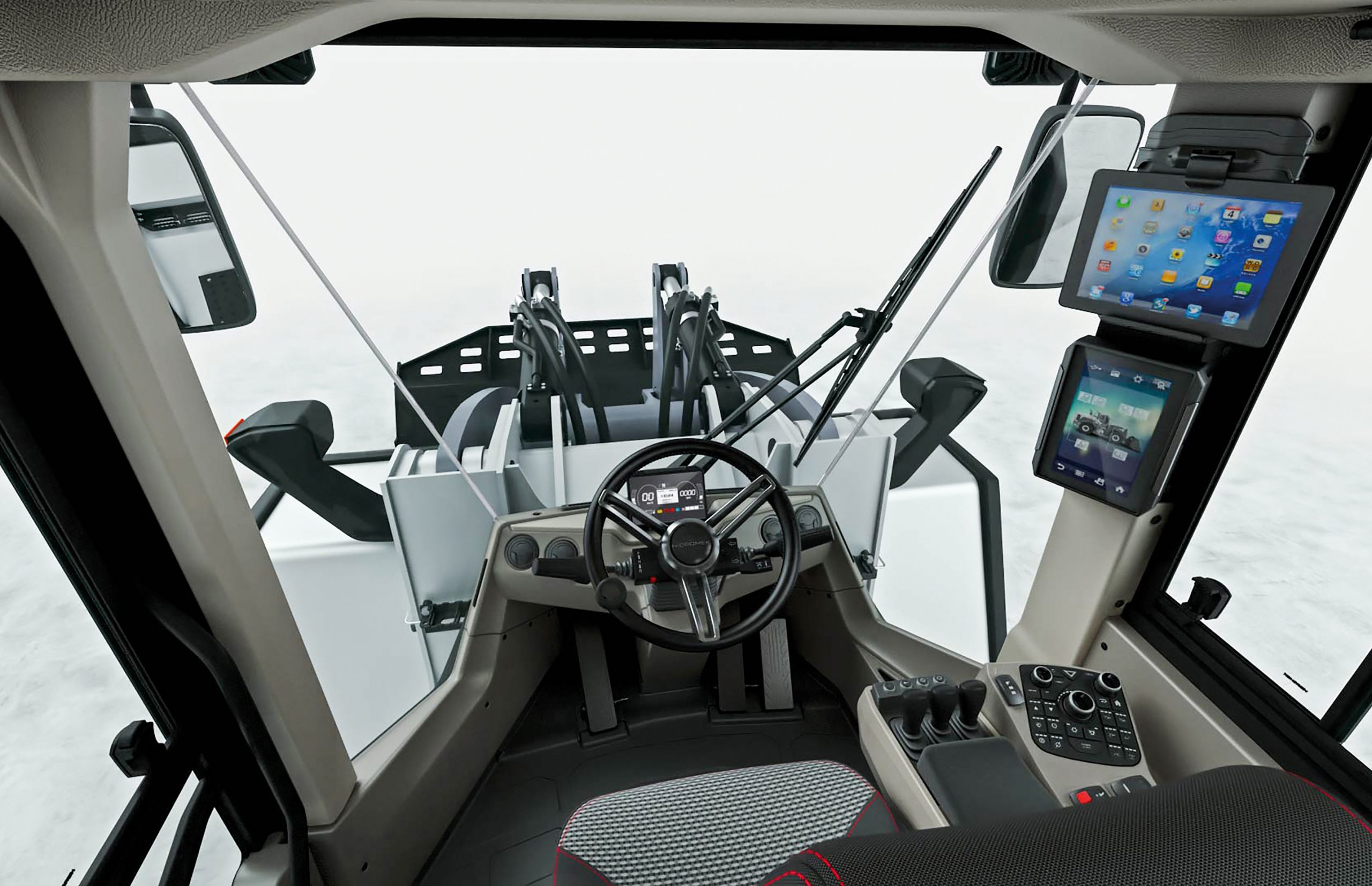 Il design della cabina della HMK640 WL ha puntato alla grande sintesi ed ergonomia