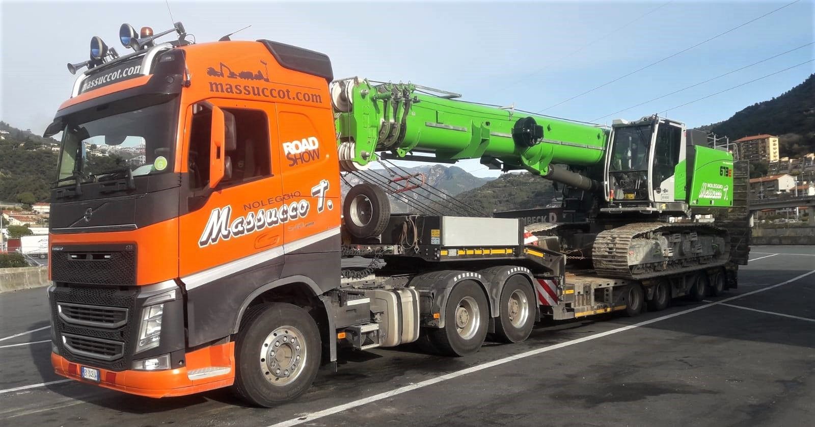 Massucco T. noleggia molti mezzi speciali