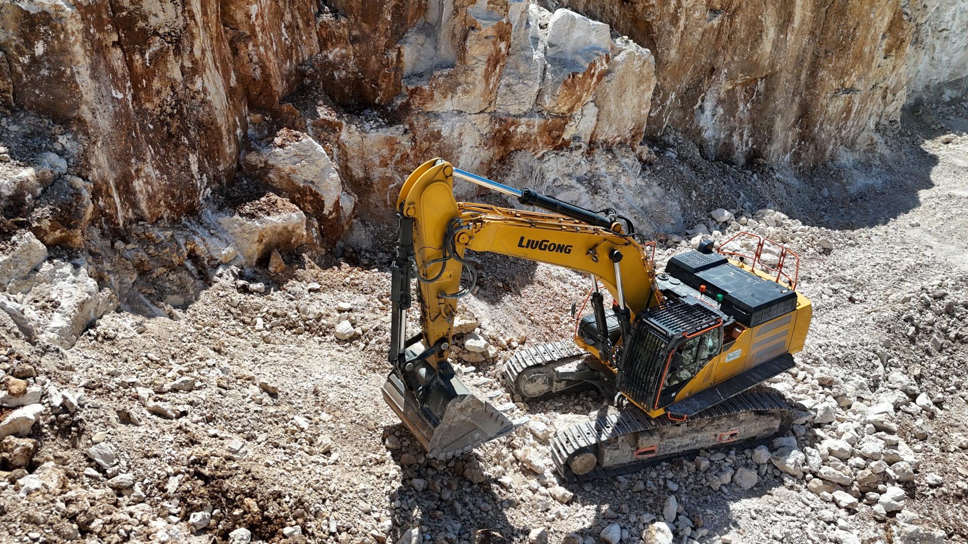 LiuGong punta a cave e grandi cantieri con il nuovo 952F