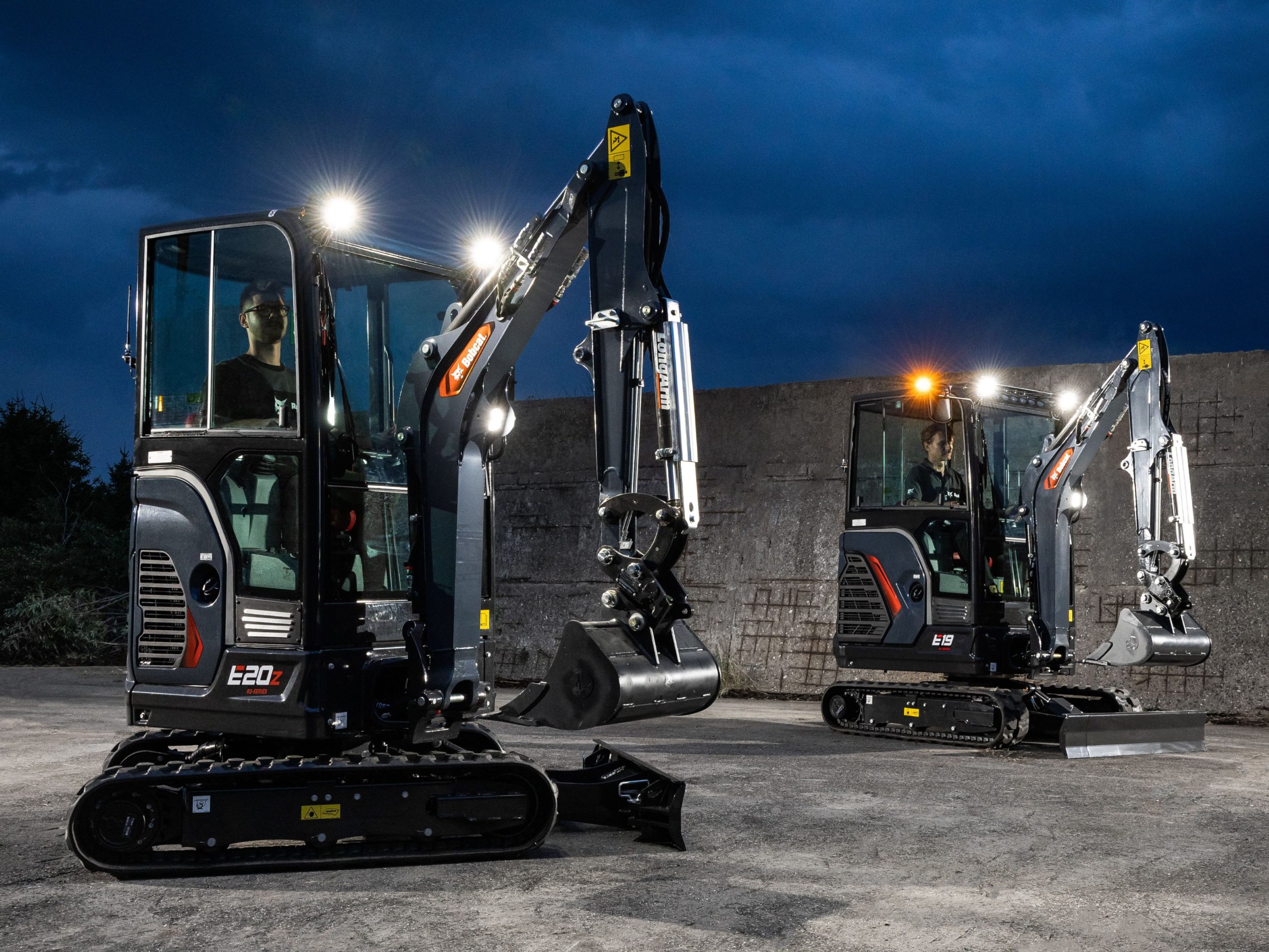I miniescavatori della Lince lanciati a Bauma 2025 si presentano con la Premiere Launch Edition