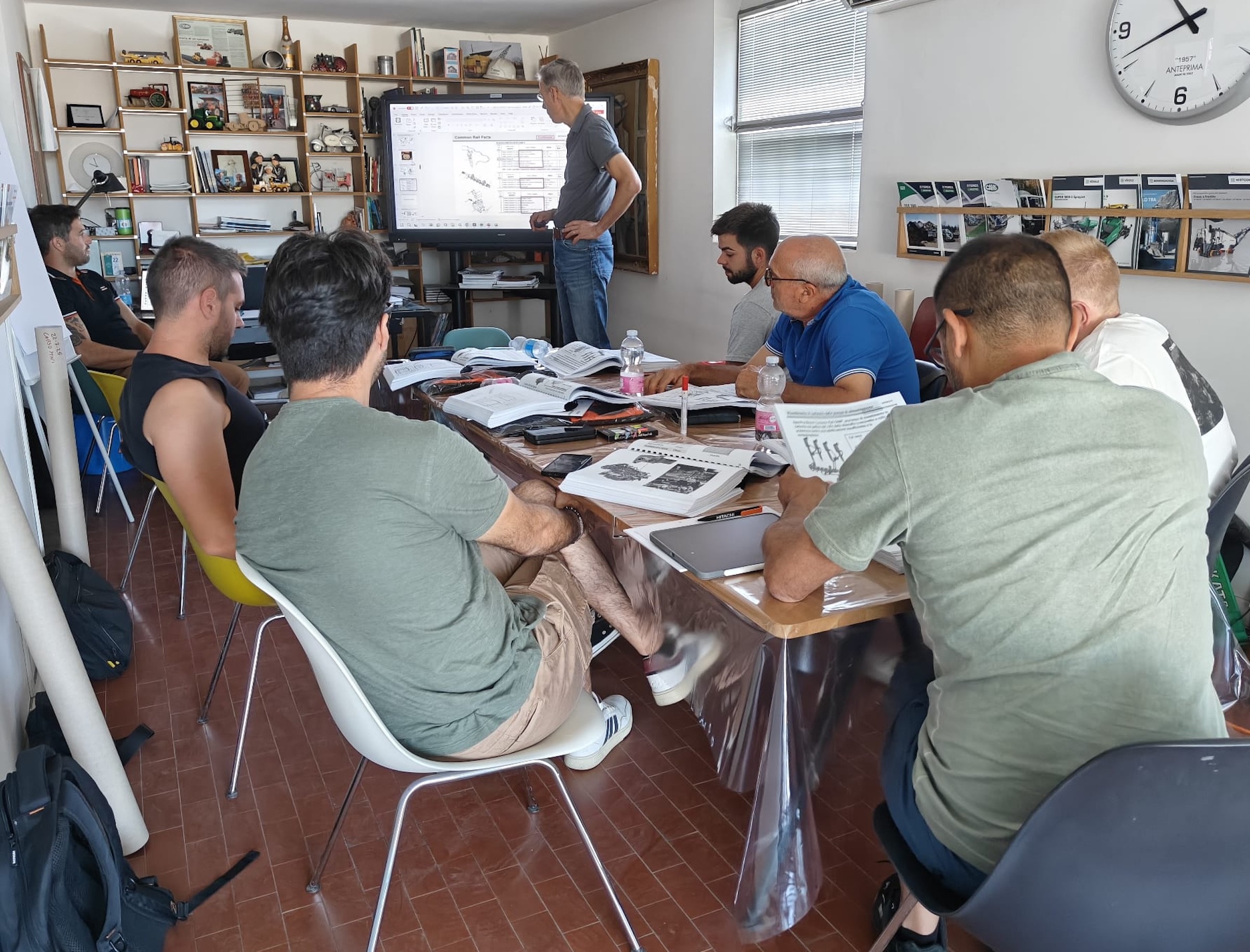 Il corso è stato ospitato dal dealer Hitachi WR57