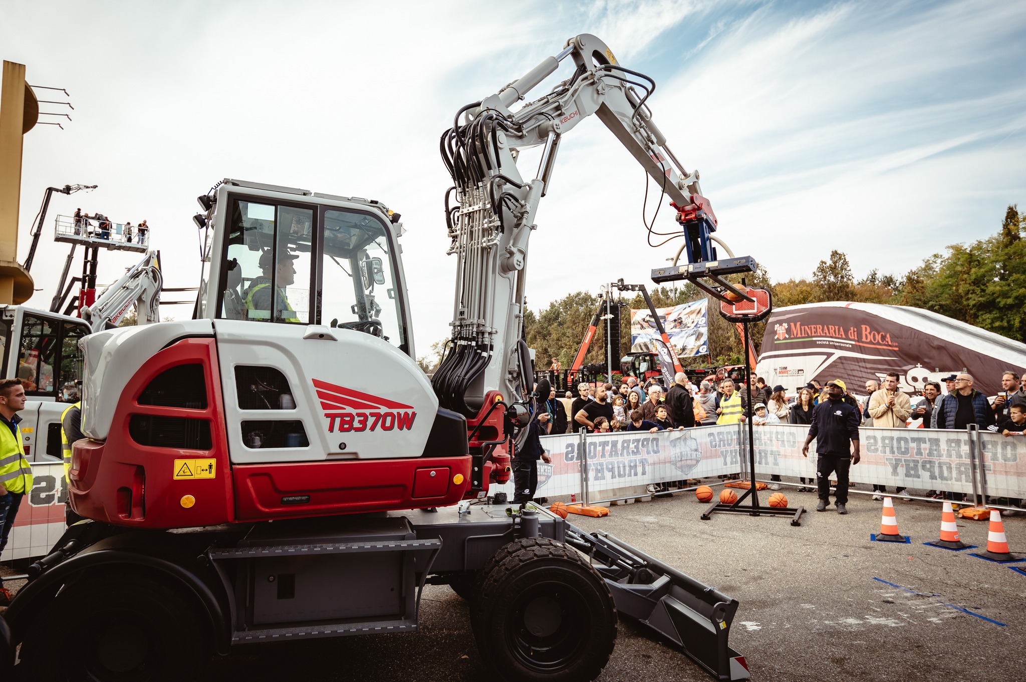 General Car ha impiegato anche gli escavatori Takeuchi per le gare di abilità