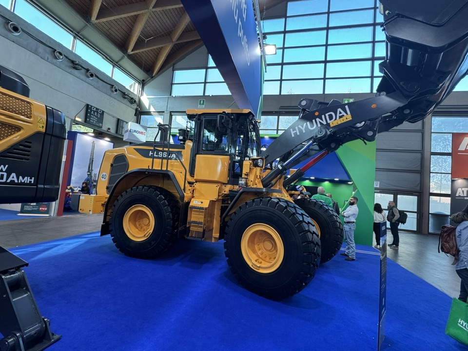 HYUNDAI ha una gamma di pale gommate performanti e produttive