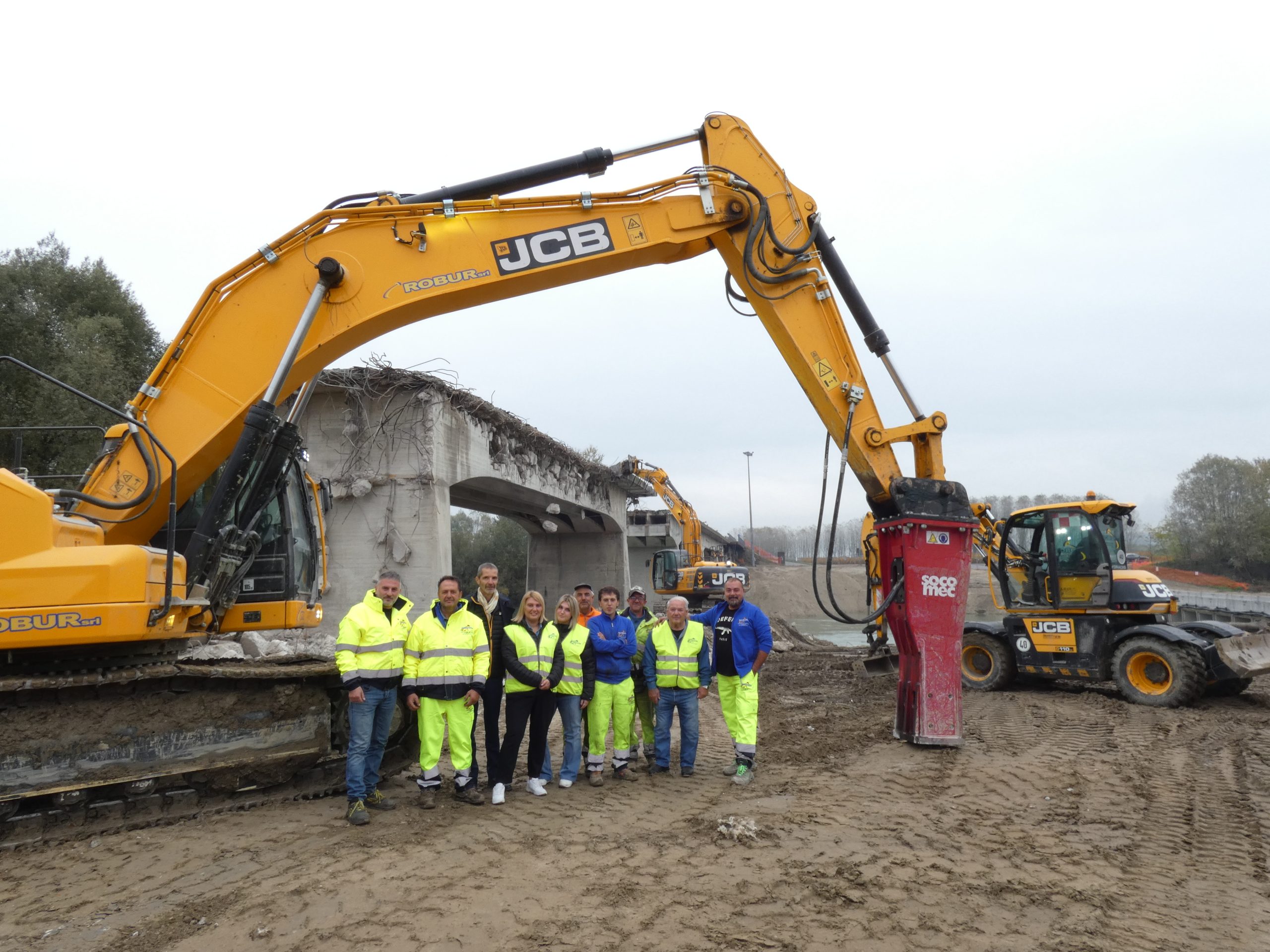 JCB è presente in modo massiccio nei cantieri della Robur