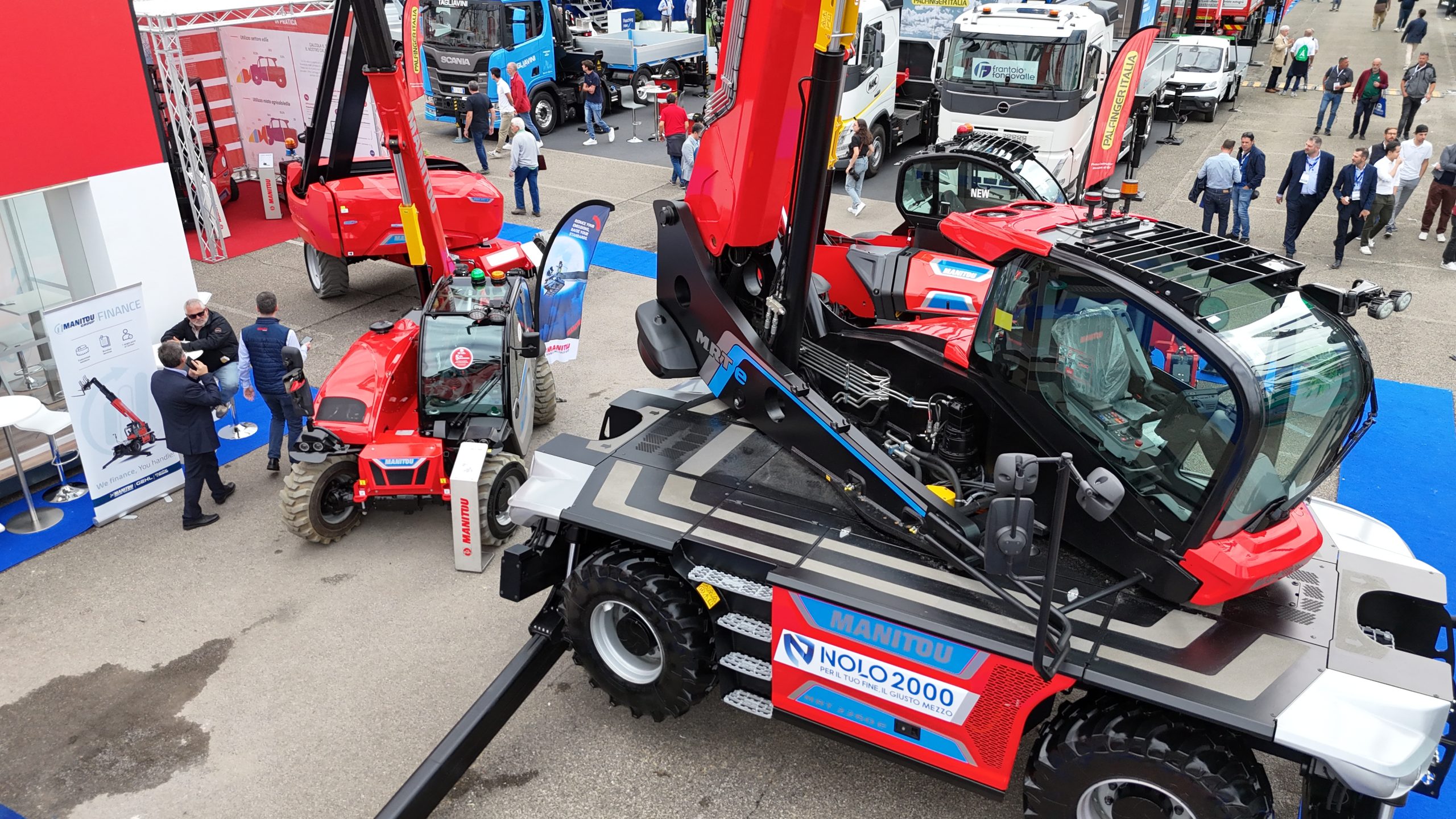 MANITOU ha ambiziosi obiettivi di crescita che ci ha spiegato Cristiano Campici, Direttore Commerciale & Marketing del costruttore francese