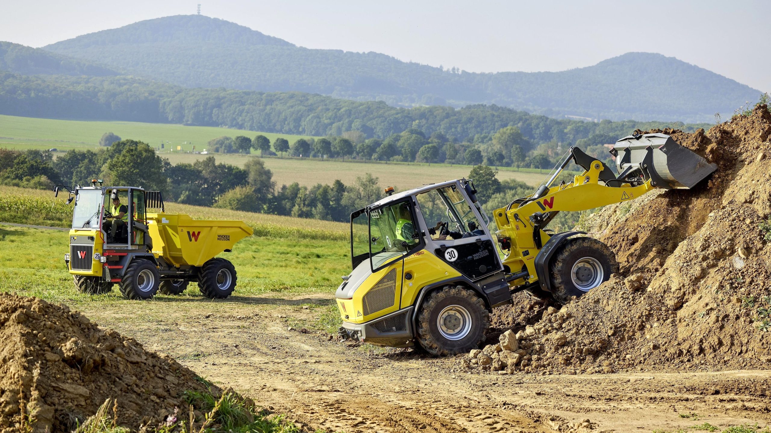Pale gommate e dumper Wacker Neuson utilizzano trasmissioni Carraro