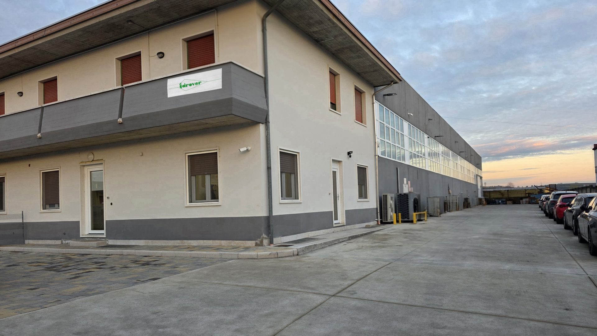 FLODRAULIC acquisisce IDROVER aumentando la propria capacità progettuale e produttiva nei componenti idraulici