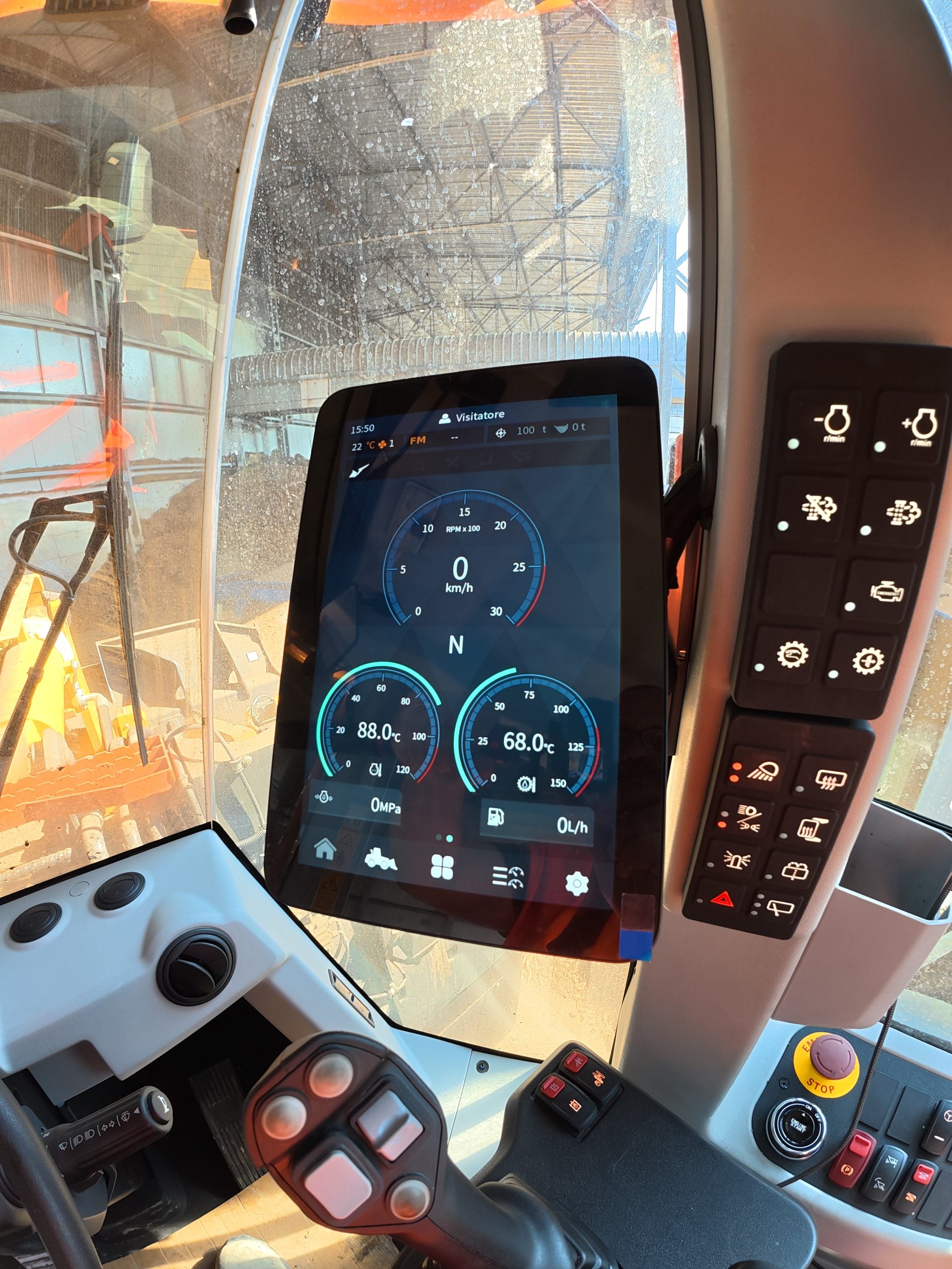 Il posto guida della LIUGONG 856T è uno dei più efficienti ed ergonomici del mercato