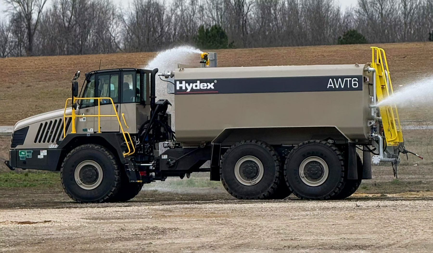 ROKBAK e Hydex collaborano per i dumper cisterna per abbattimento polveri