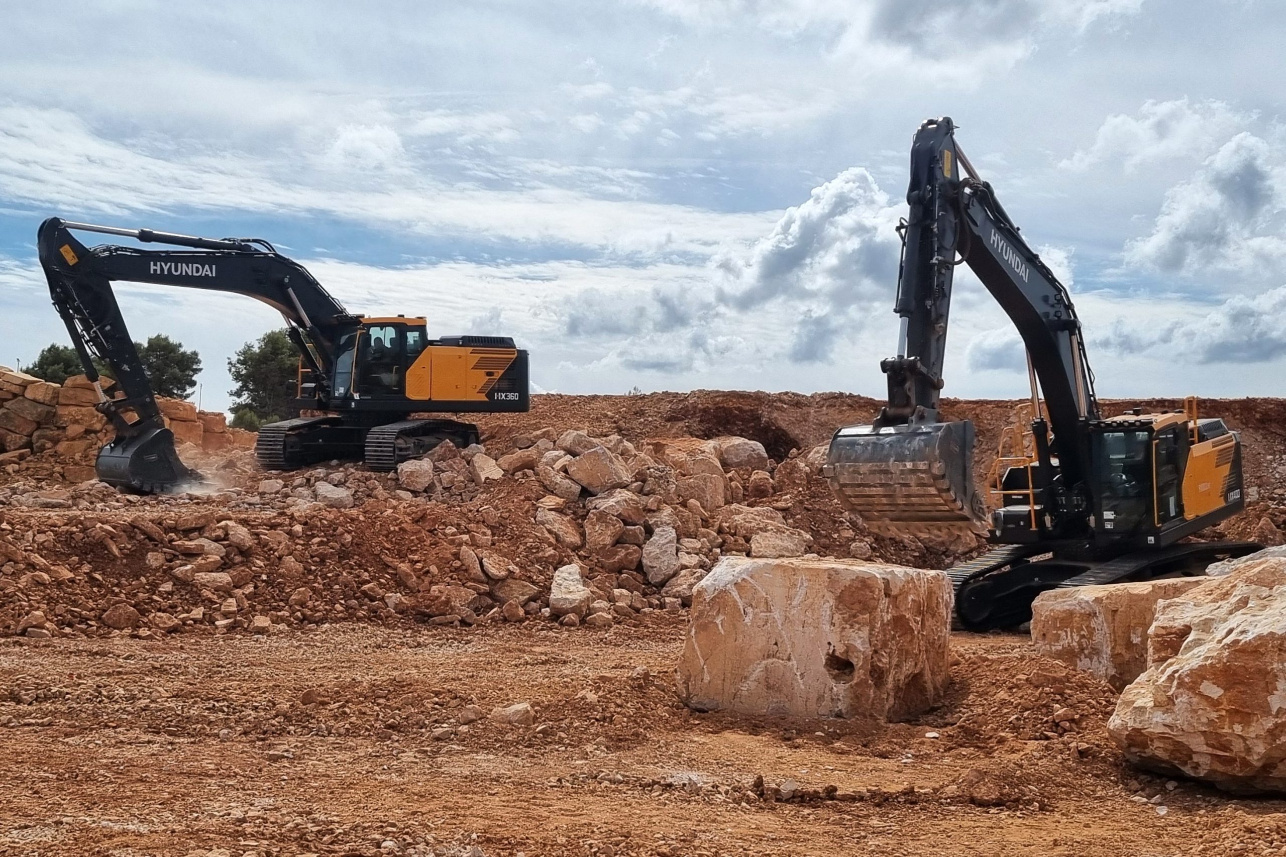 HYUNDAI ha organizzato un evento di presentazione con EDIMAC nelle cave di Apricena