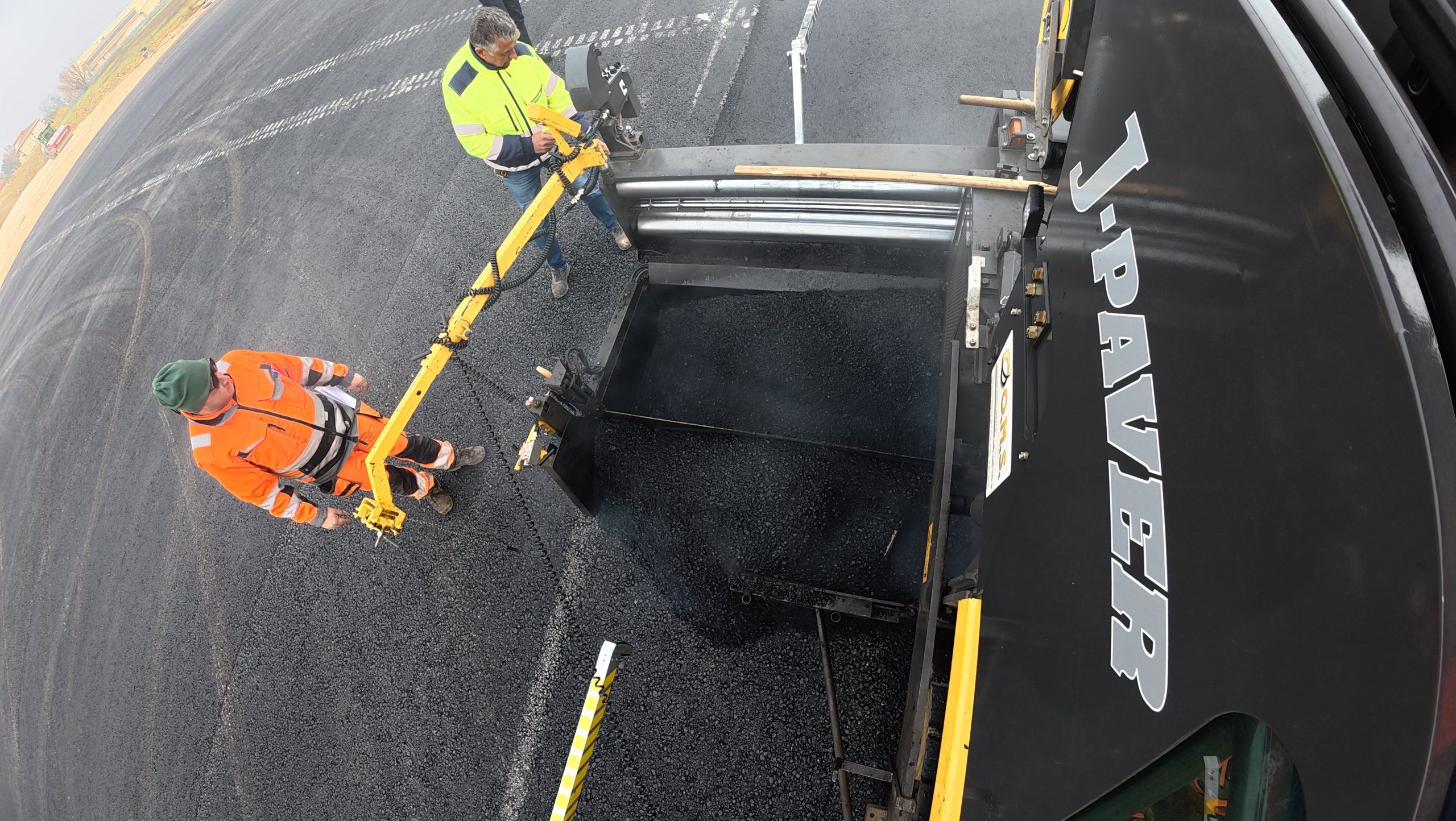 Il Mold-board è un elemento fondamentale del banco Sumitomo J-Paver