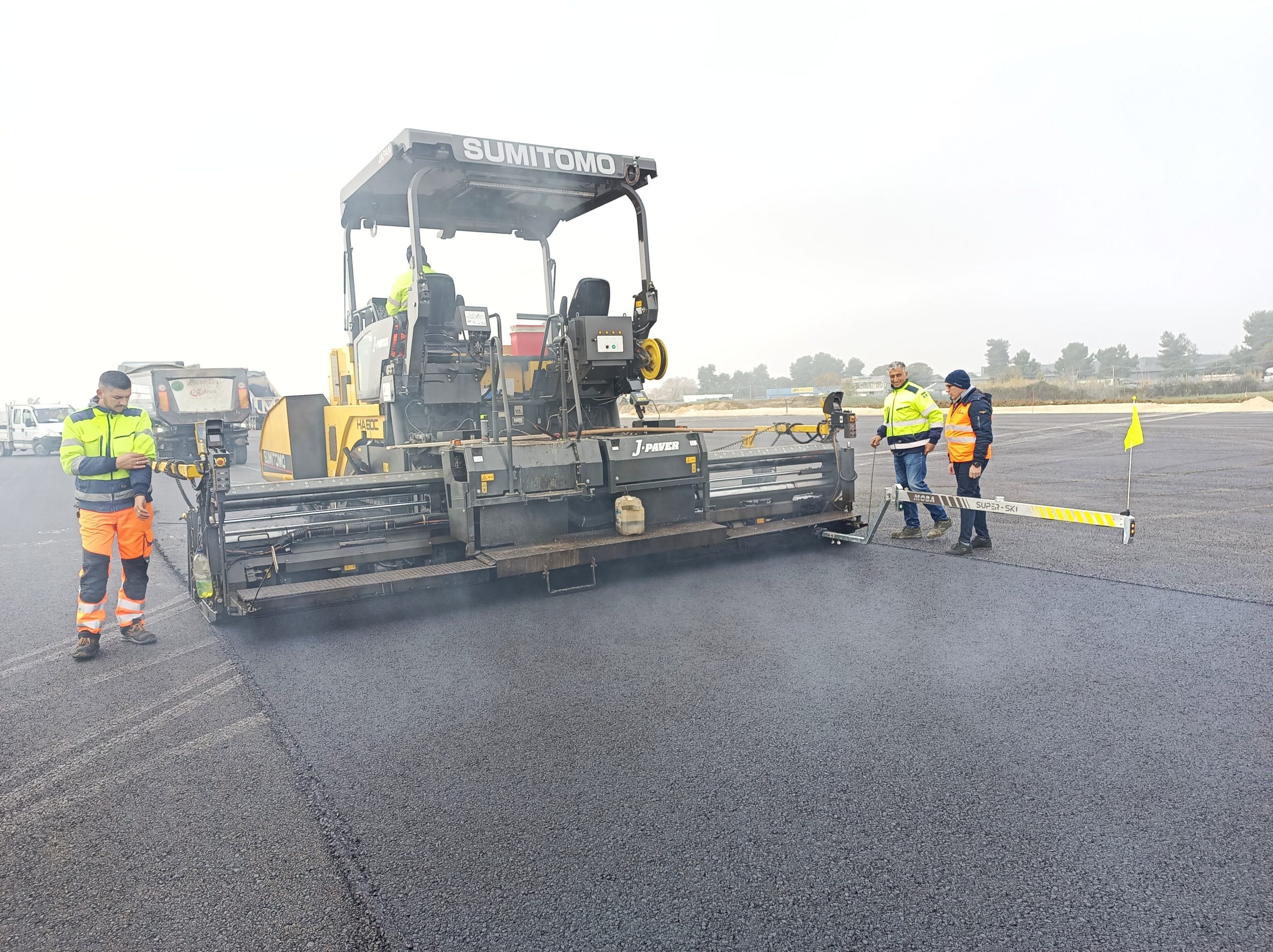 Il Sumitomo J-Paver è un banco unicum sul mercato